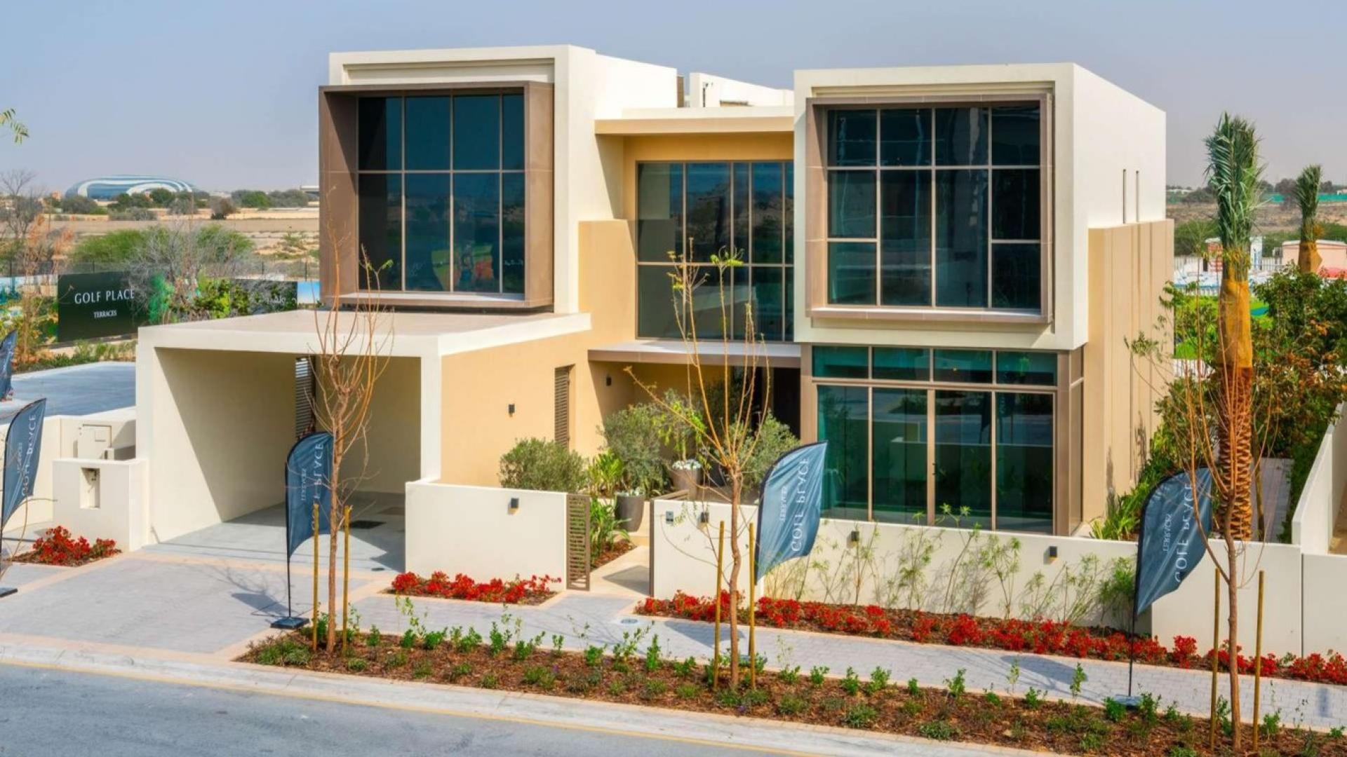 Luxurious kitchen interior in 5-bedroom villa, Golf Place, Dubai Hills Estate