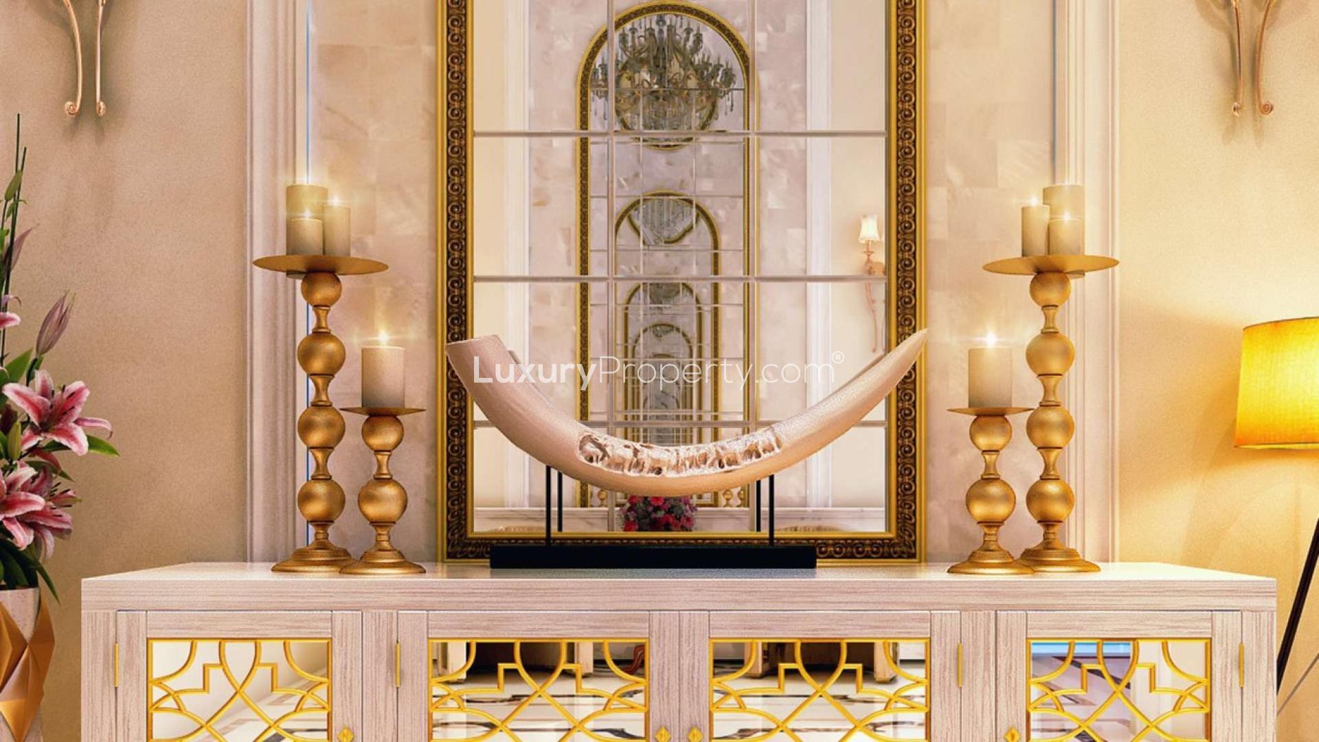 Luxurious living room in 5-bedroom villa, Palm Jumeirah, Dubai, elegant decor and lighting