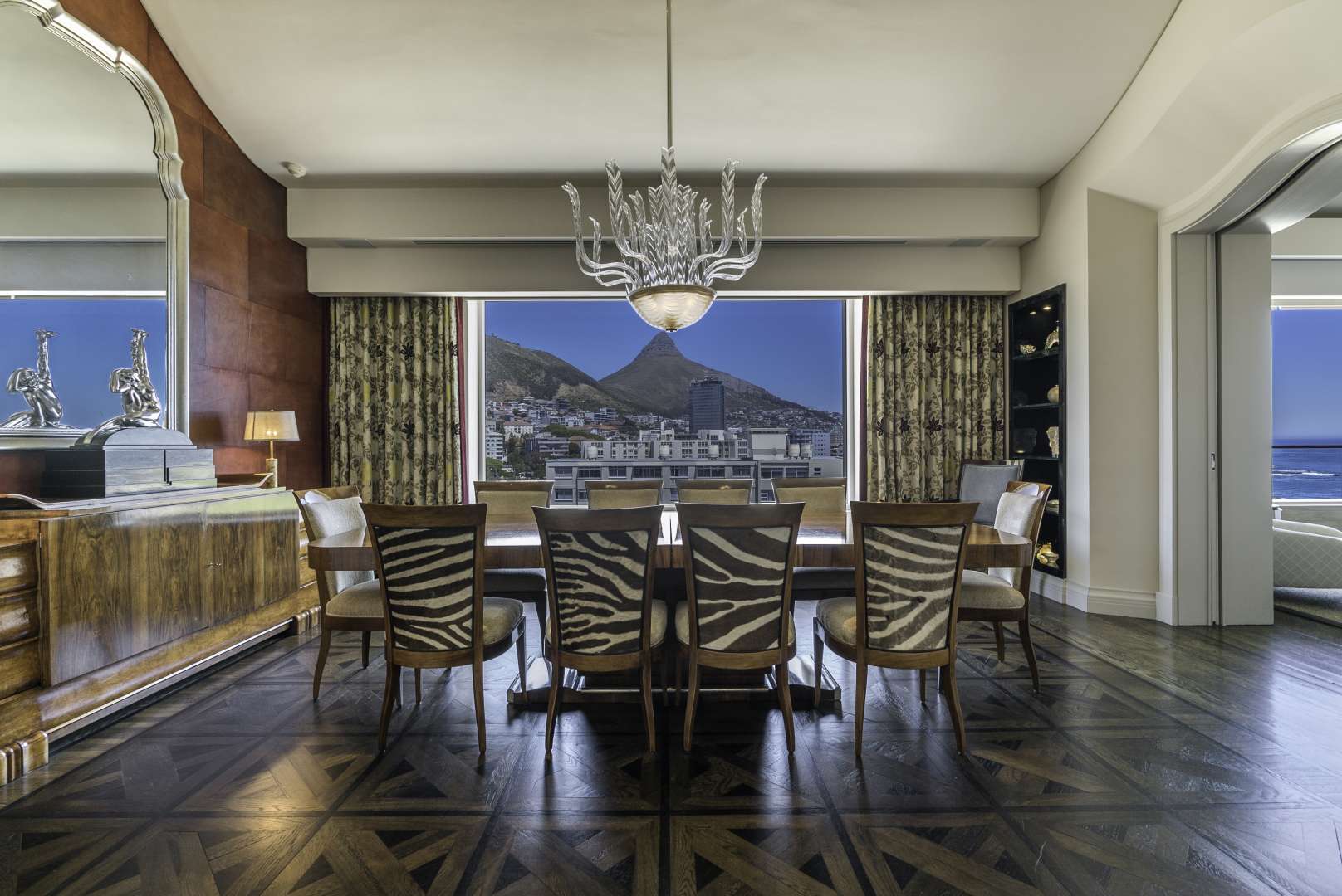 Luxurious Mouille Point penthouse living room with ocean views, Cape Town real estate