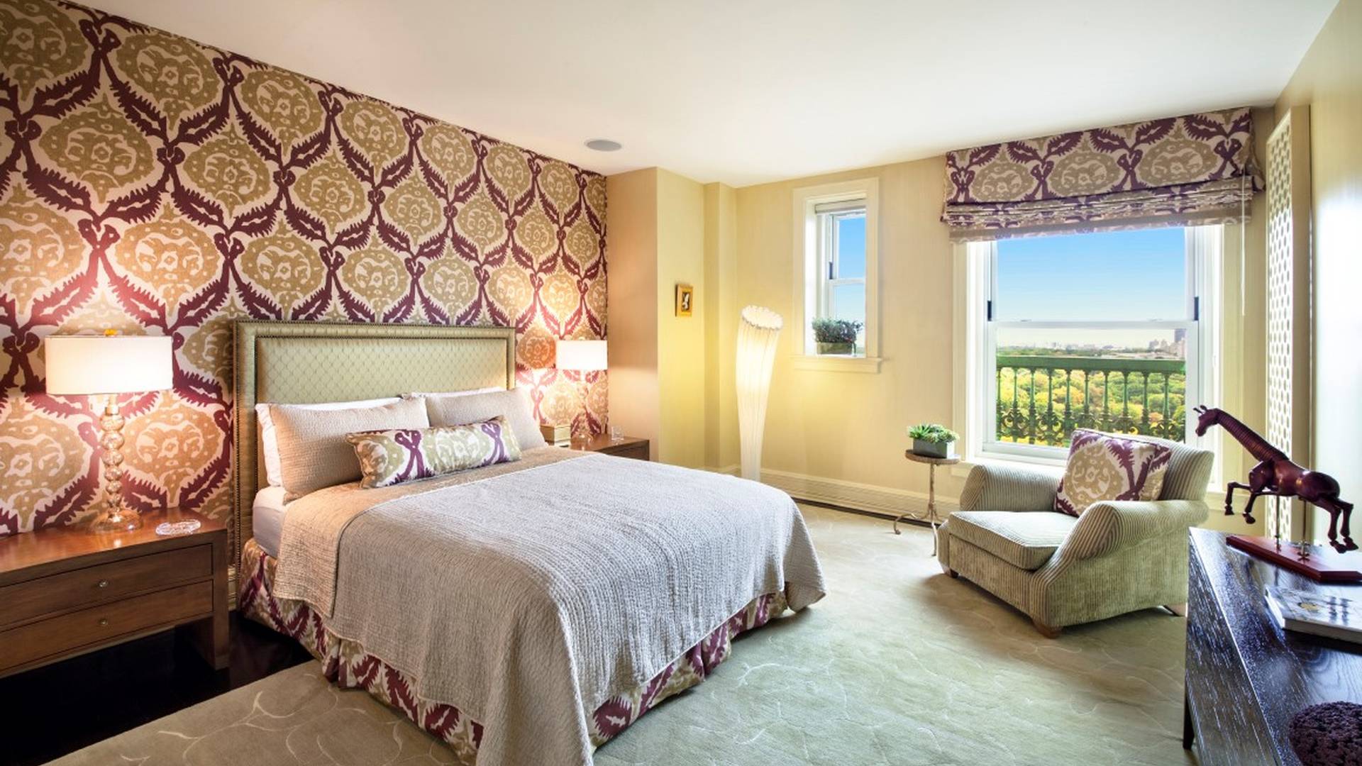 Luxurious entryway in Manhattan apartment at The Plaza Hotel Residence, New York