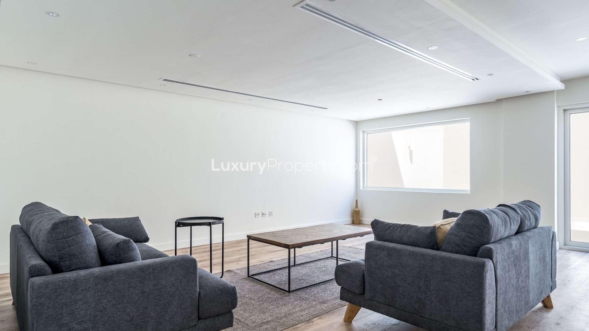Modern living room in 5-bedroom penthouse, Jumeirah Lake Towers, Dubai Gate 1, for rent
