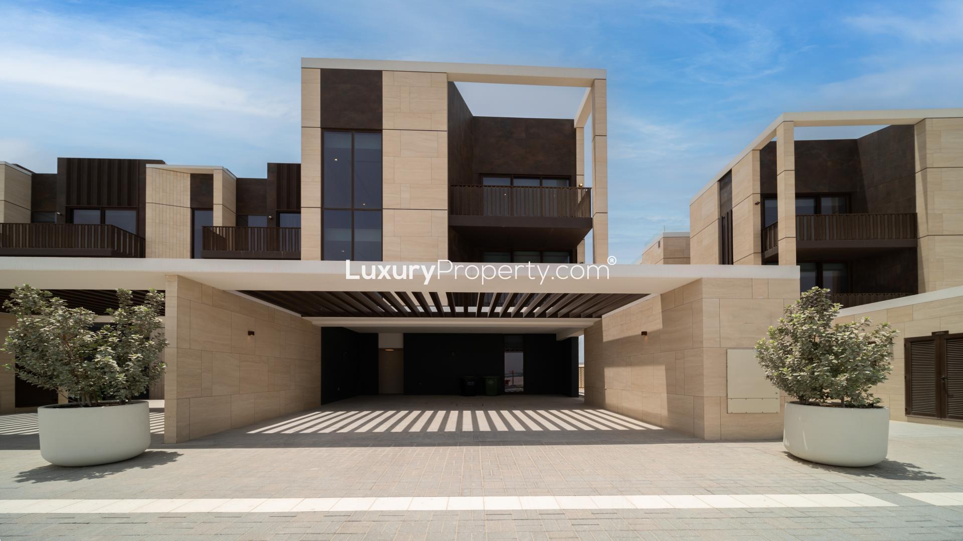 5 bedroom townhouse in Jumeirah Bay Island, Jumeirah