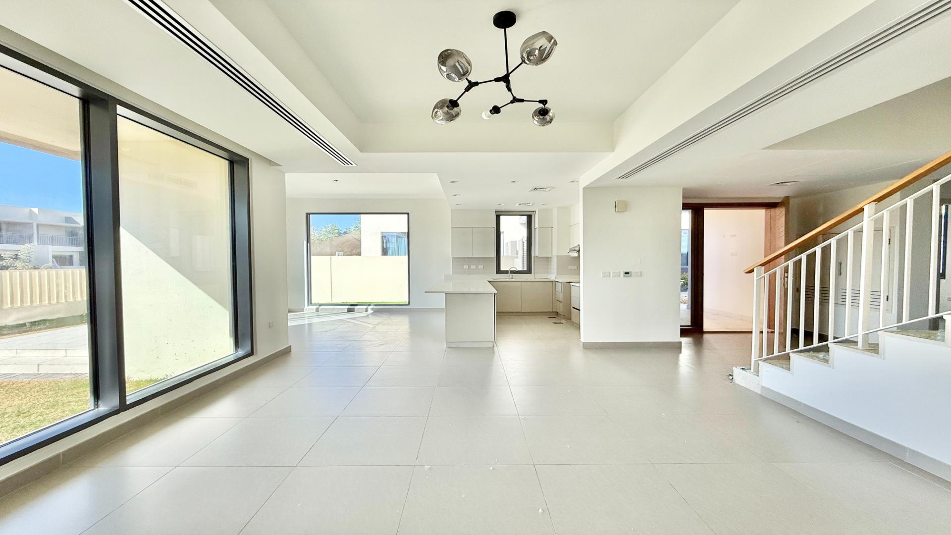 Greenbelt-facing villa garden in Maple 1, Dubai Hills Estate for rent