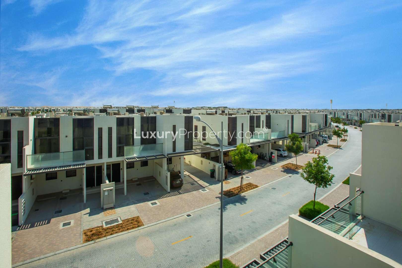 5-Bedroom Townhouse for Sale in Amazonia, Akoya Dubai, Modern Residential Community View