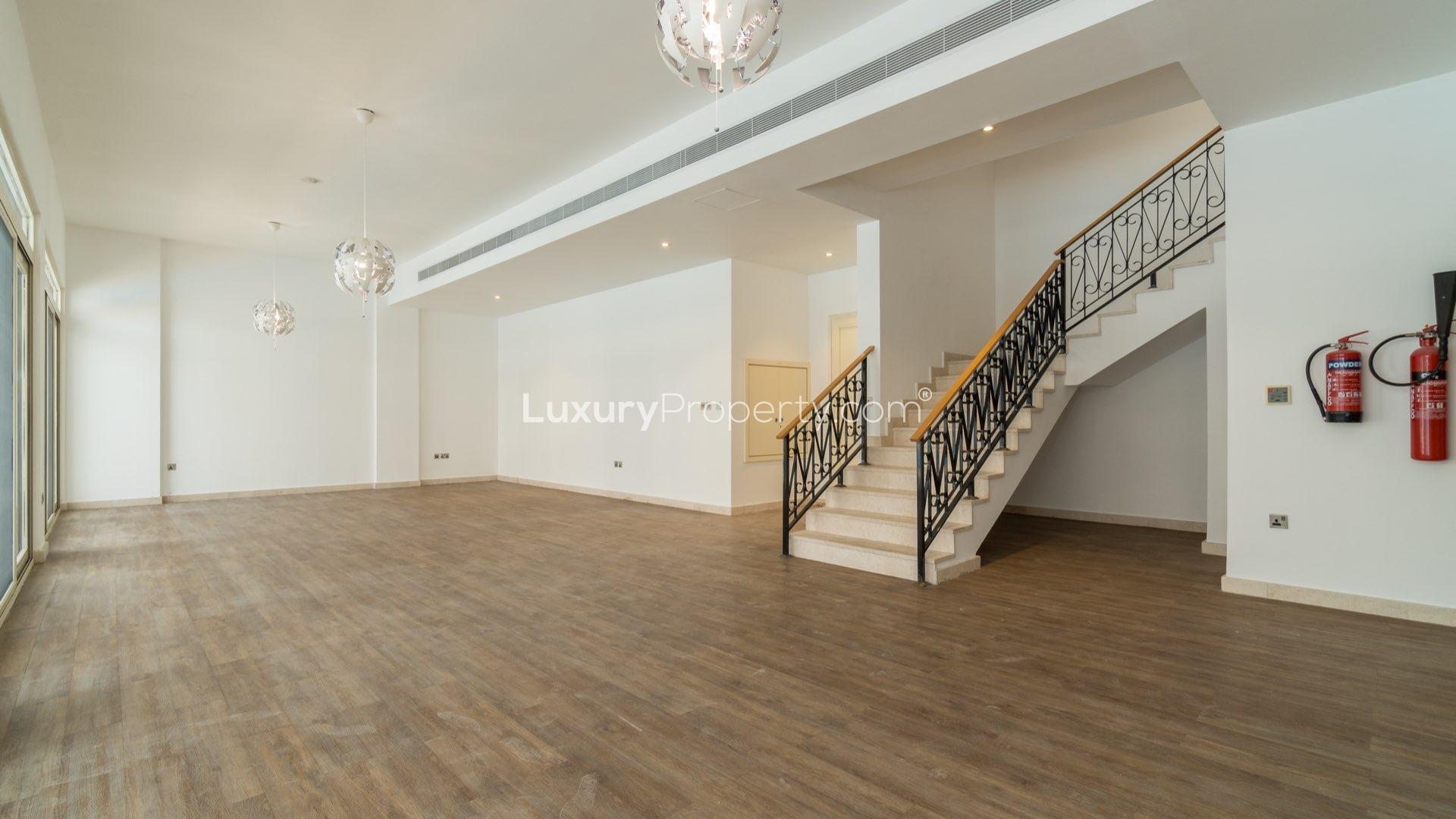 Townhouse with pool view, beach access in Palma Residences, Palm Jumeirah, for sale