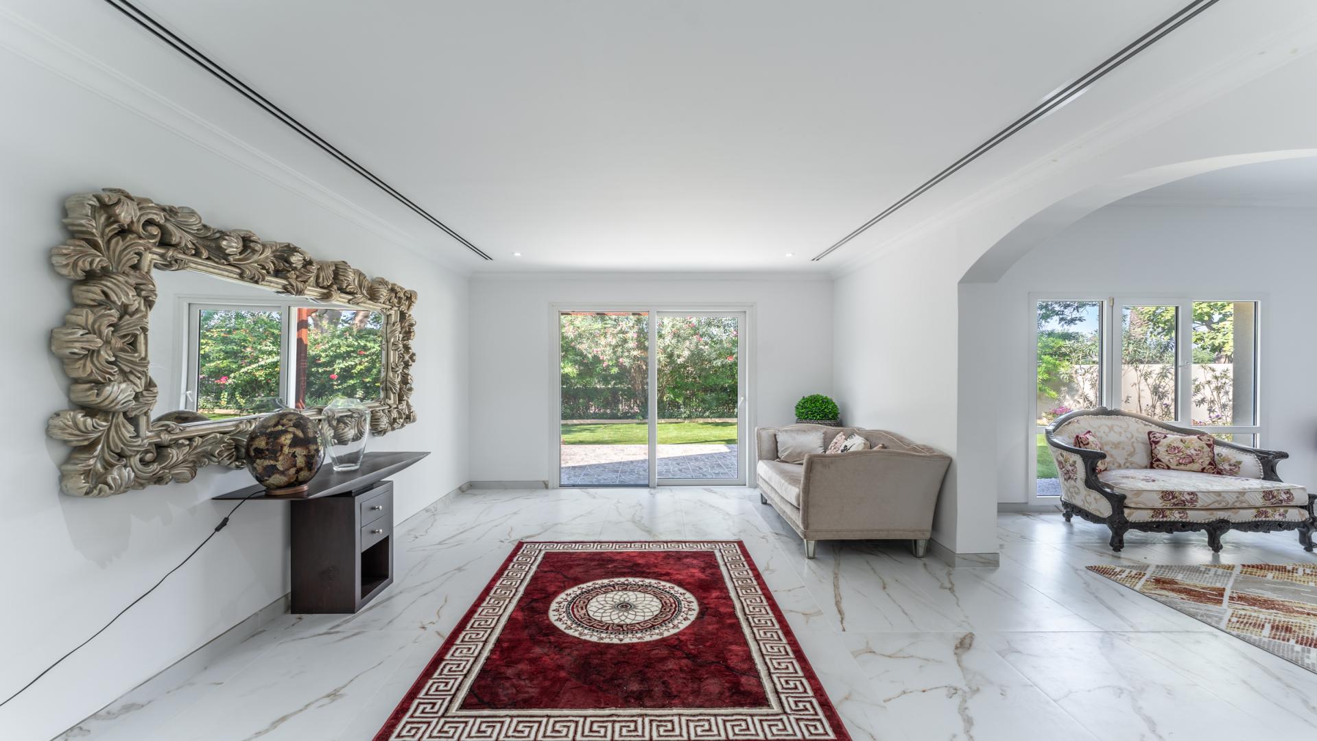 Upgraded villa with garden and patio in Meadows 6, Emirates Living, for rent