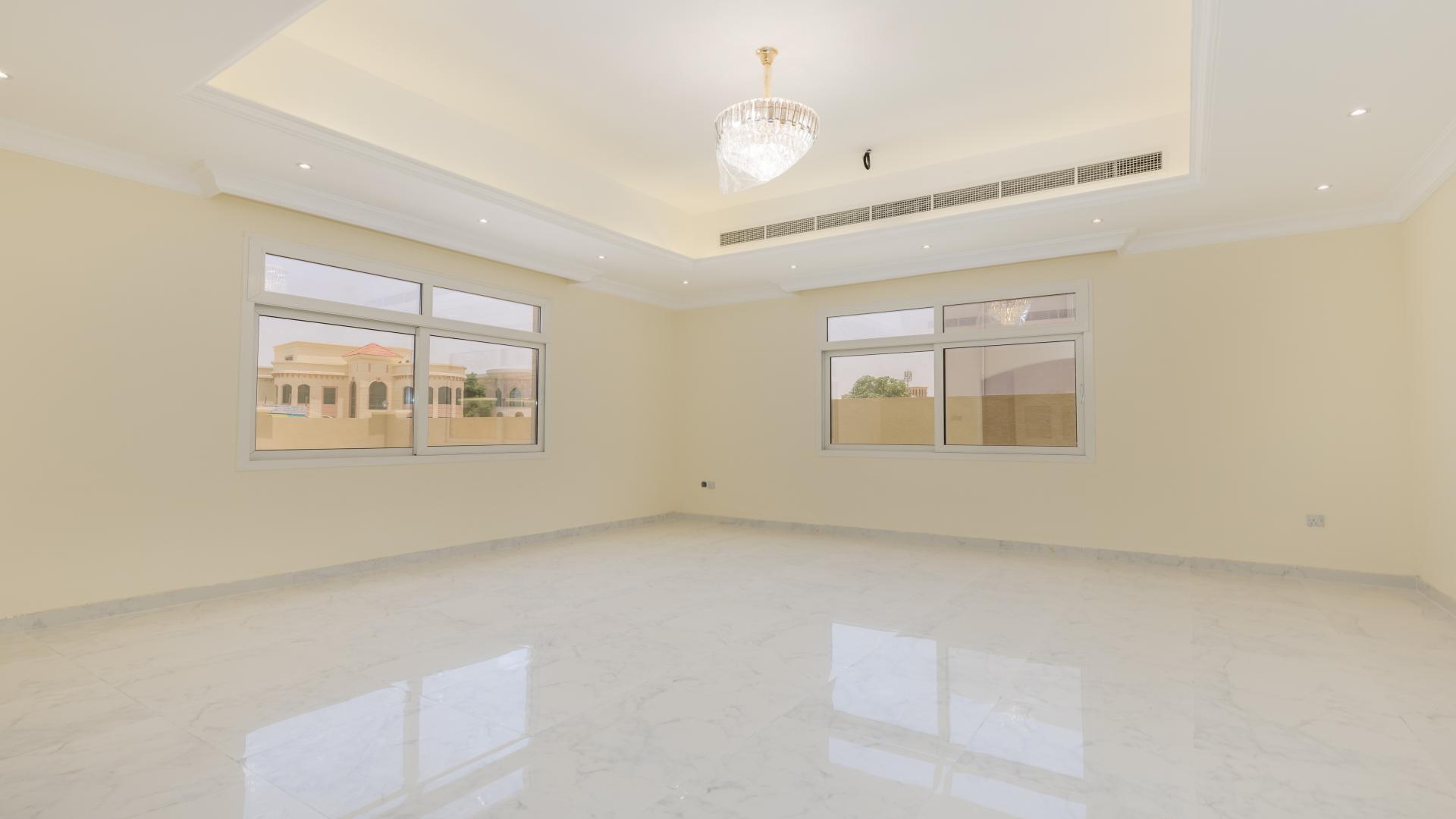 Brand new 5-bedroom villa exterior in Al Barsha 2 for rent, sunny day view