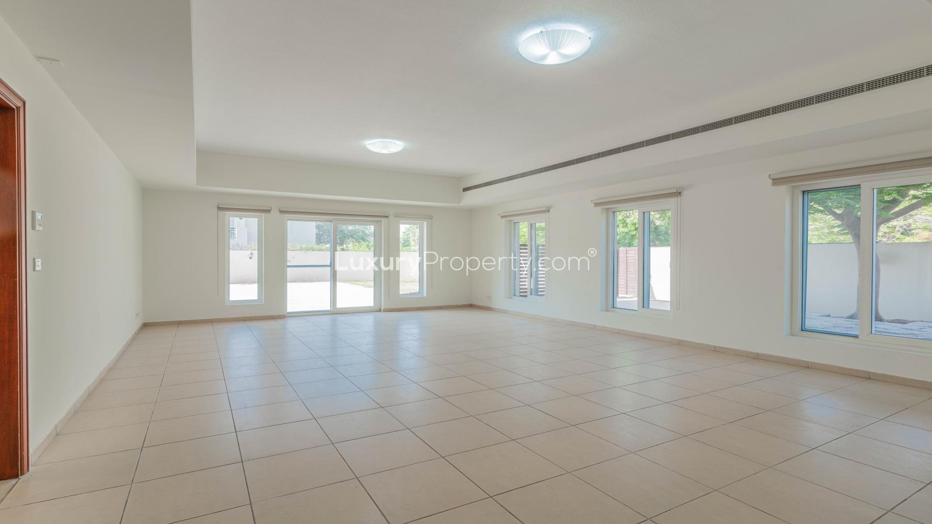 Spacious living room in 5-bedroom villa, Al Mahra, Arabian Ranches, for rent