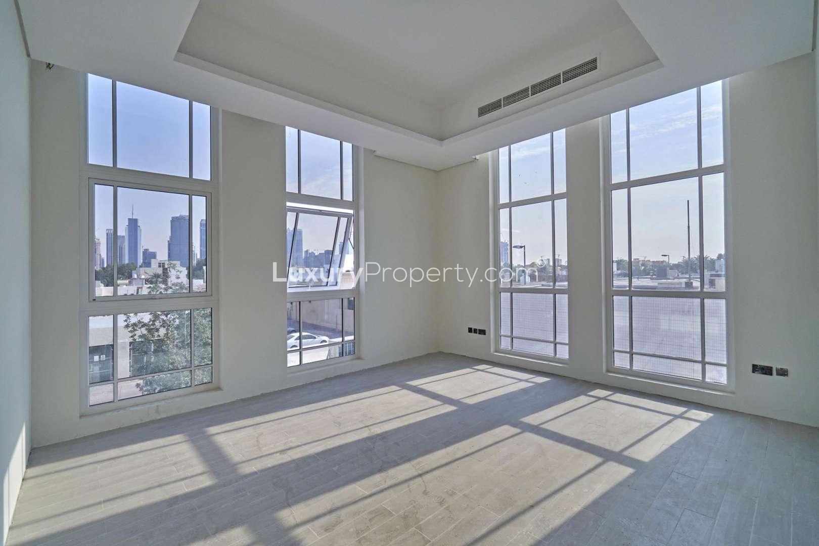 Contemporary 5-bedroom villa exterior in Al Wasl, Jumeirah, available for rent