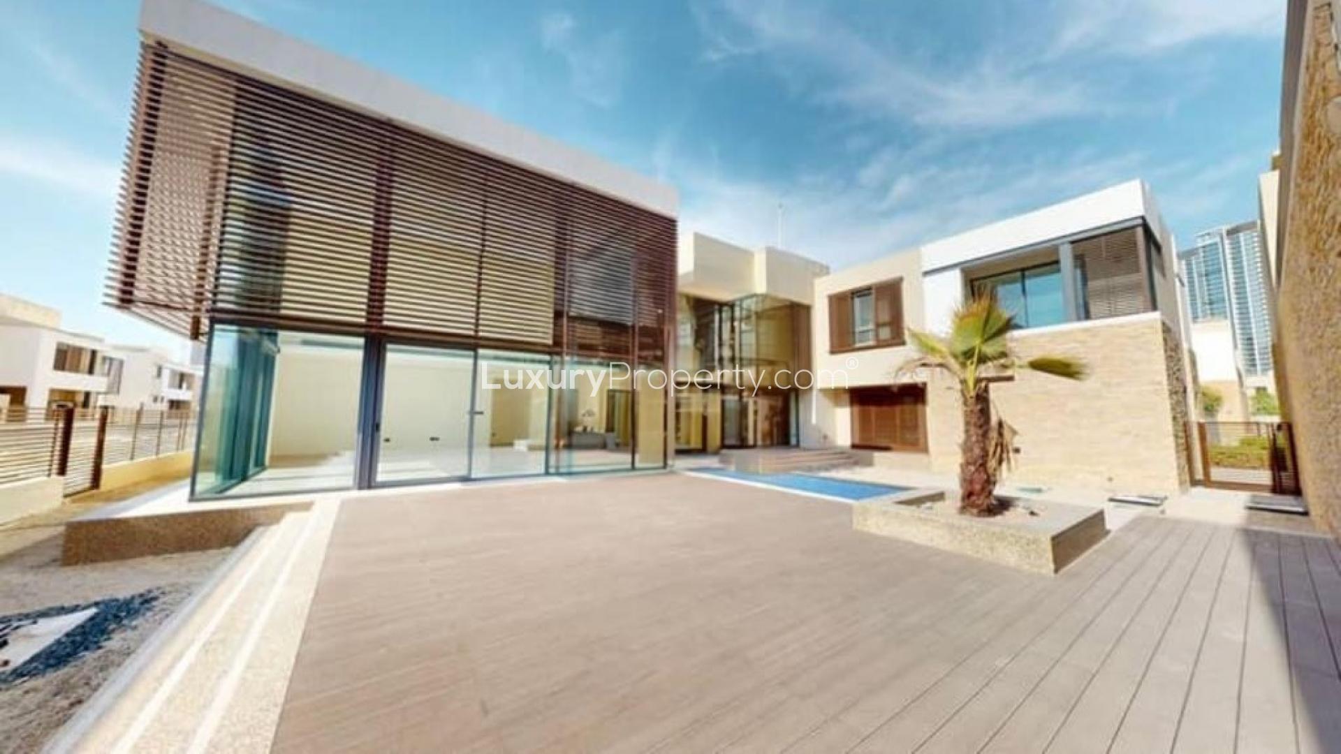 Modern villa exterior with pool in Sobha Hartland, Mohammed Bin Rashid City, for rent