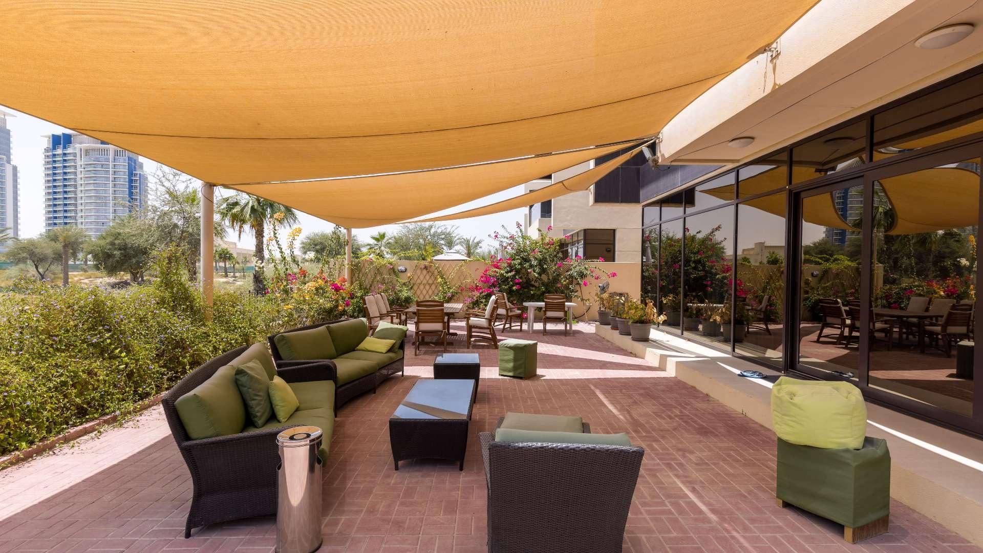 Modern VD1 villa with carports, Damac Hills, Brookfield, for rent; golf course view