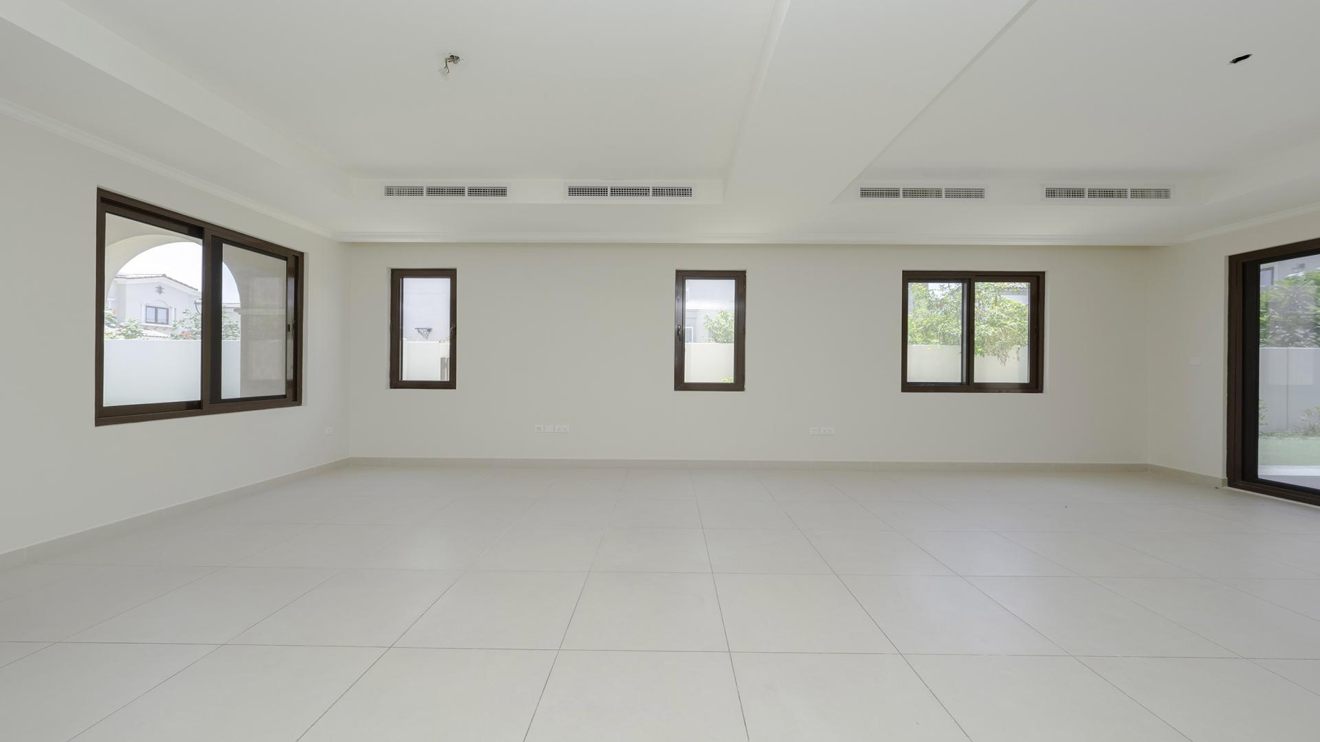 Spacious living room in five-bedroom villa, Lila, Arabian Ranches 2, for rent