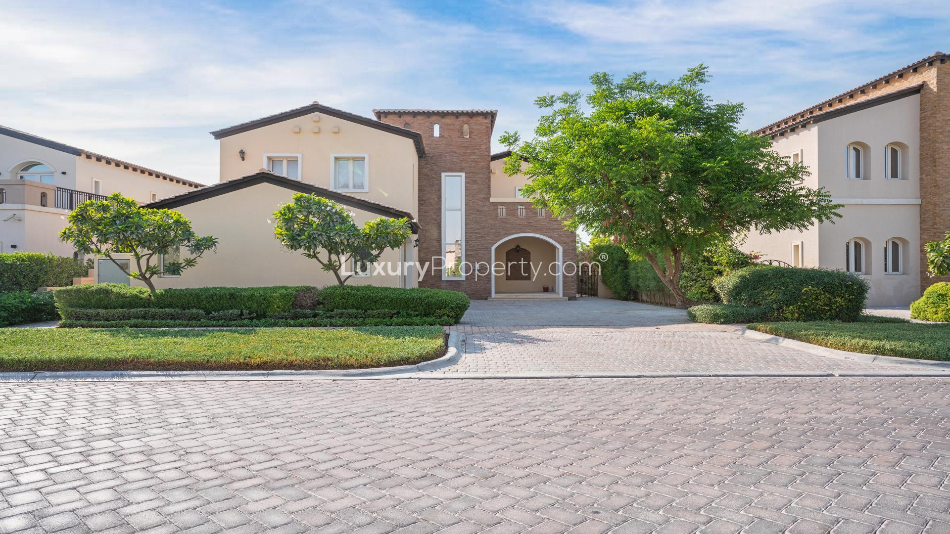 Bright living room in upgraded villa with golf course view, Jumeirah Golf Estates