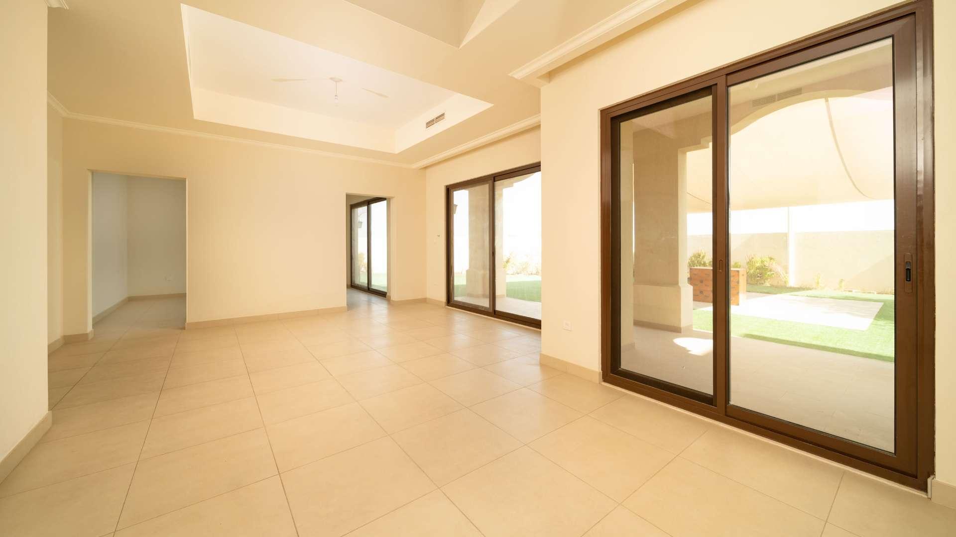 Villa with landscaped garden and sunshade in Arabian Ranches 2, Lila community