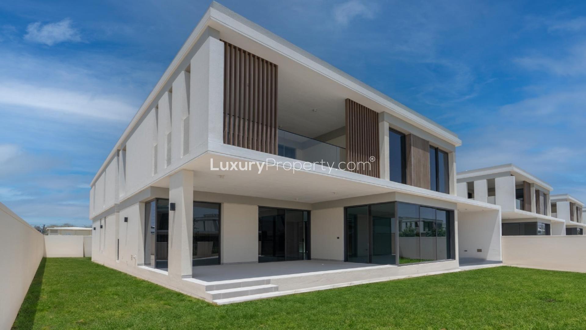 Spacious living area in 5-bed villa for rent, Tilal Al Ghaf, Harmony 3