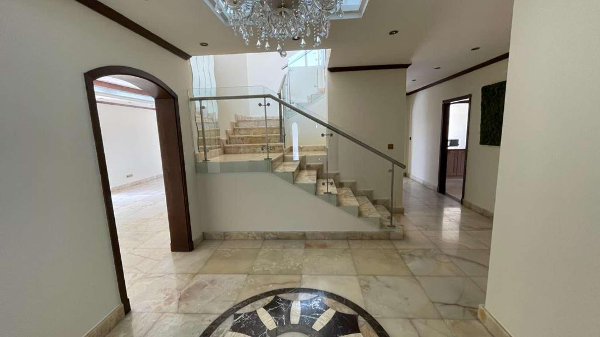 Fully upgraded villa exterior with garden, Meadows 5, available for rent, five bedrooms