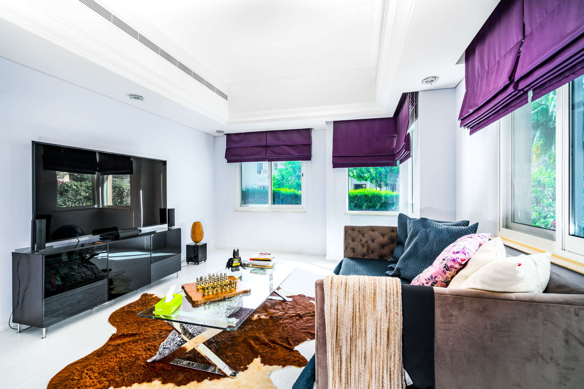 Spacious bathroom entry in upgraded 5-bedroom villa, Victory Heights, Dubai