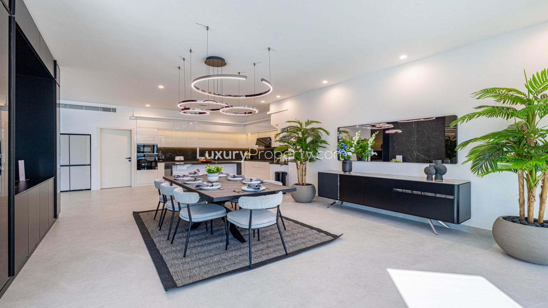 Modern dining area in fully upgraded 5-bedroom villa, Palm Jumeirah, Garden Homes, LP39506
