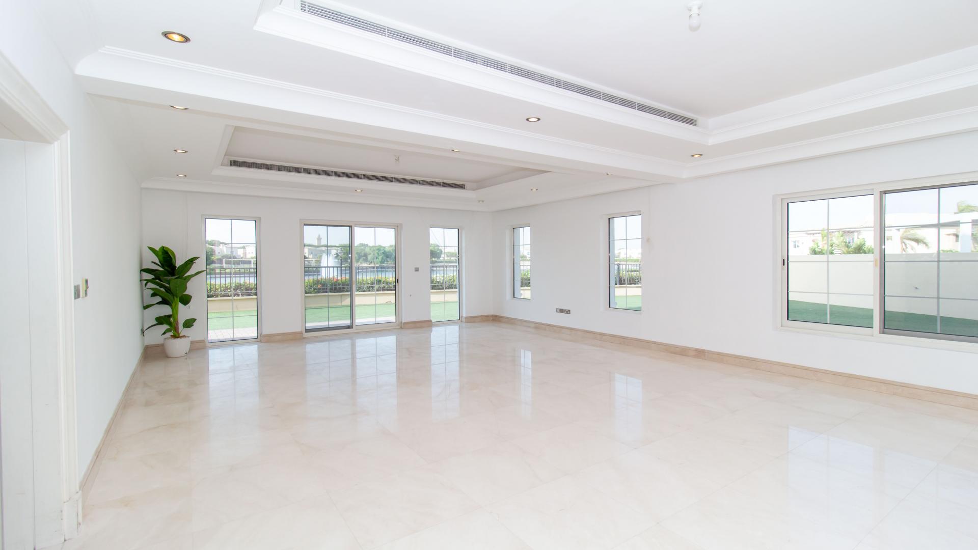 Luxury 5-bedroom villa exterior in La Avenida, Arabian Ranches for rent