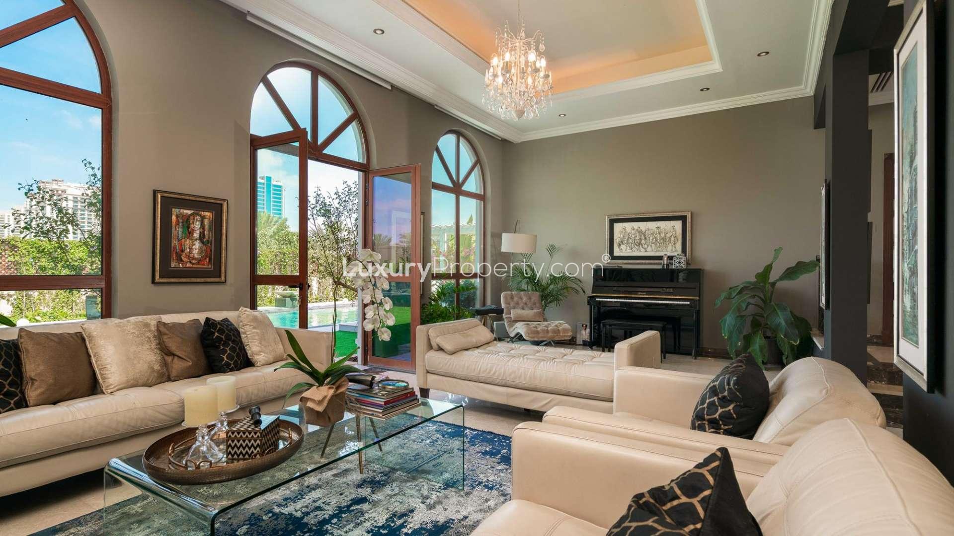 Luxurious villa with private pool in Jumeirah Golf Estates, Fire community, for sale