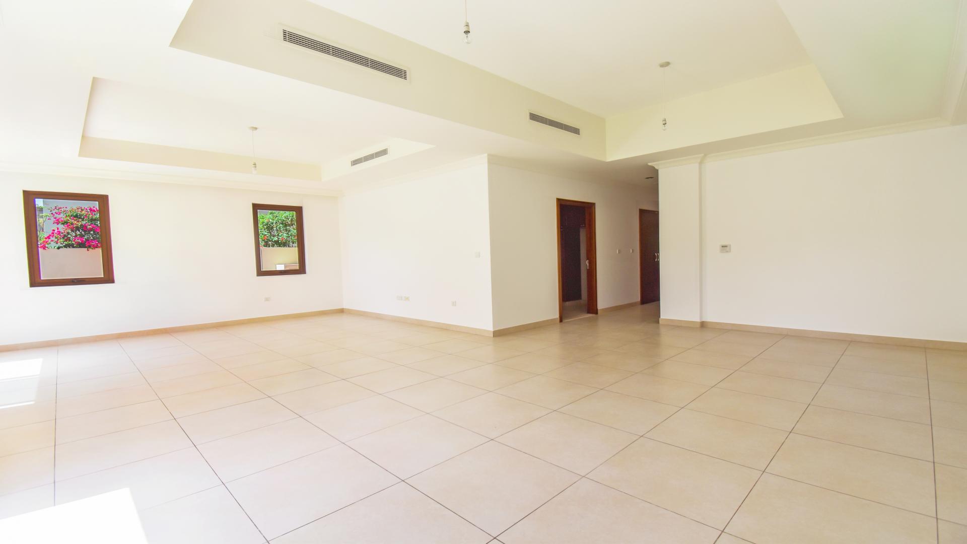 Spacious living room in 5-bedroom villa, Arabian Ranches 2, Palma, available for rent