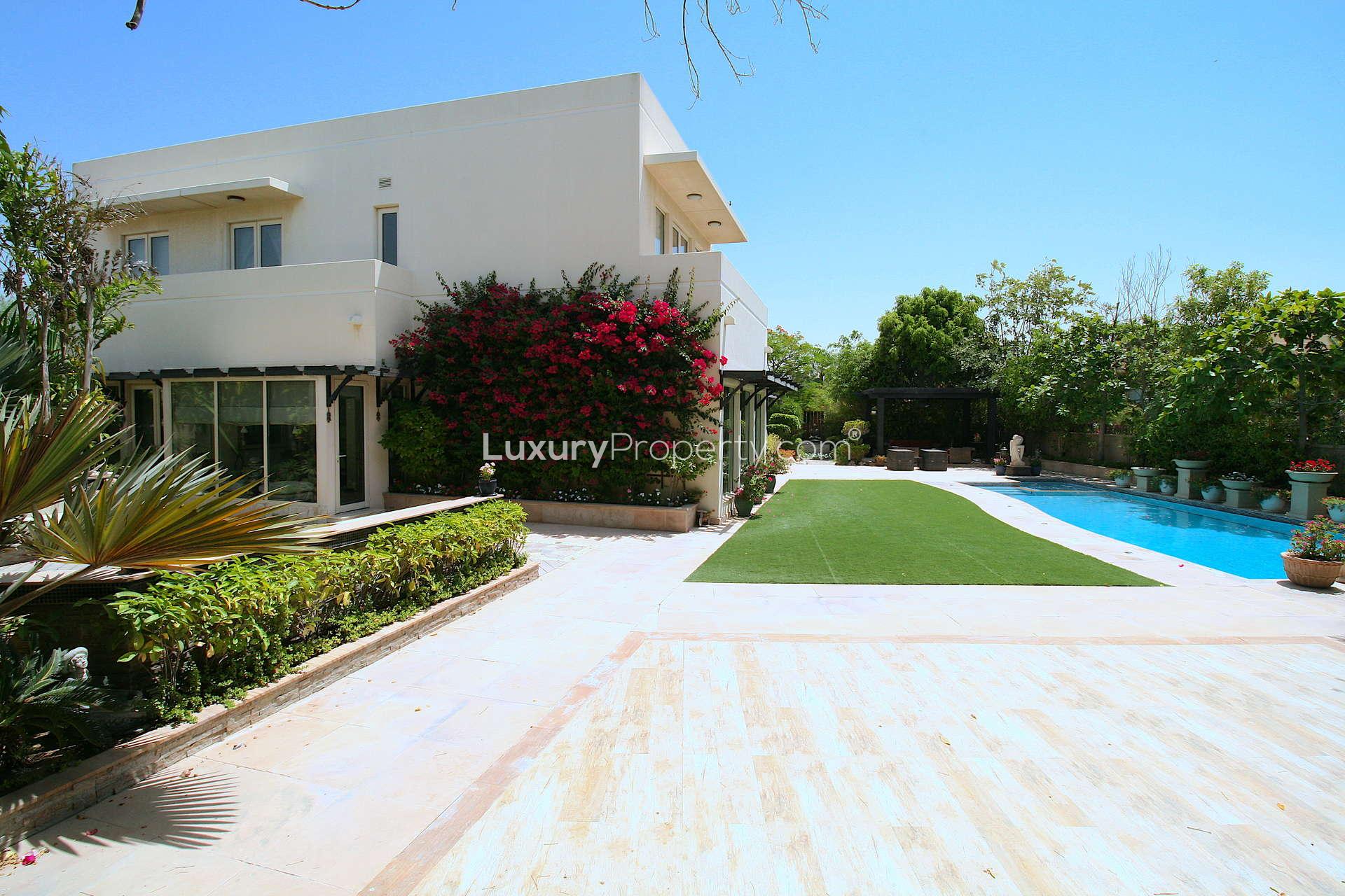 Upgraded 5-bedroom villa with pool and garden in Saheel, Arabian Ranches for rent
