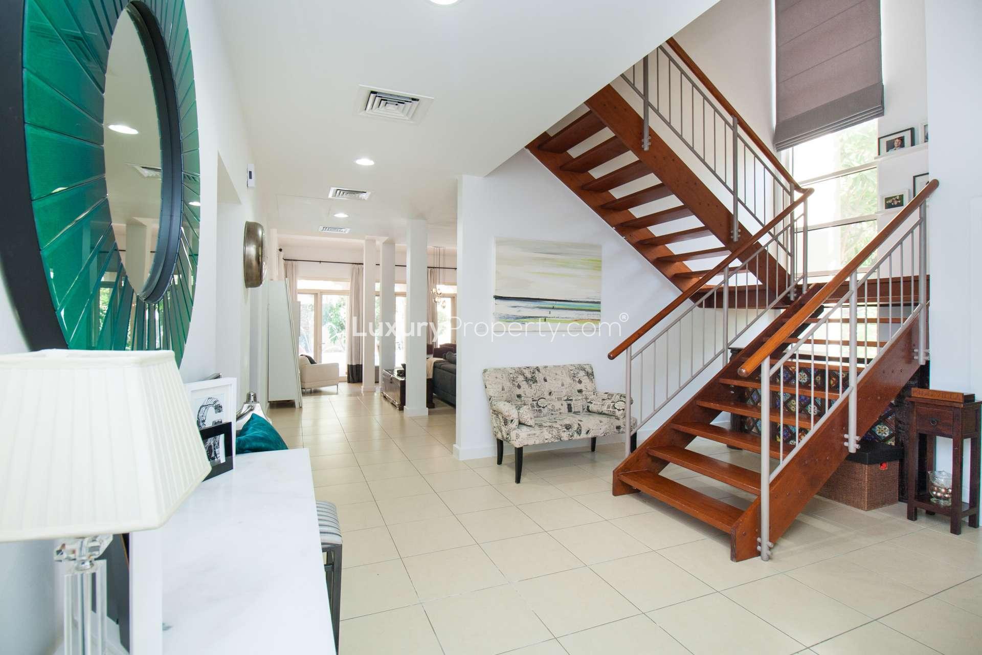 Modern bathroom in 5-bedroom villa for rent, Saheel, Arabian Ranches