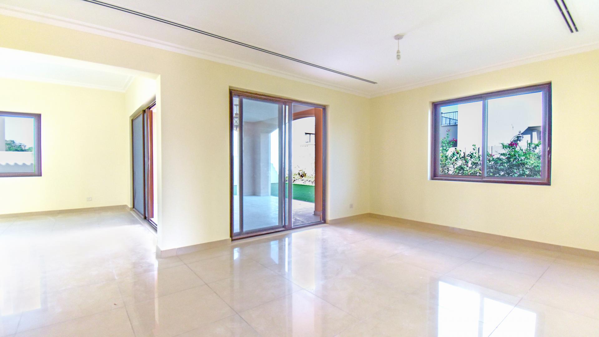 Exterior view of a 5-bedroom villa for rent in Samara, Arabian Ranches 2