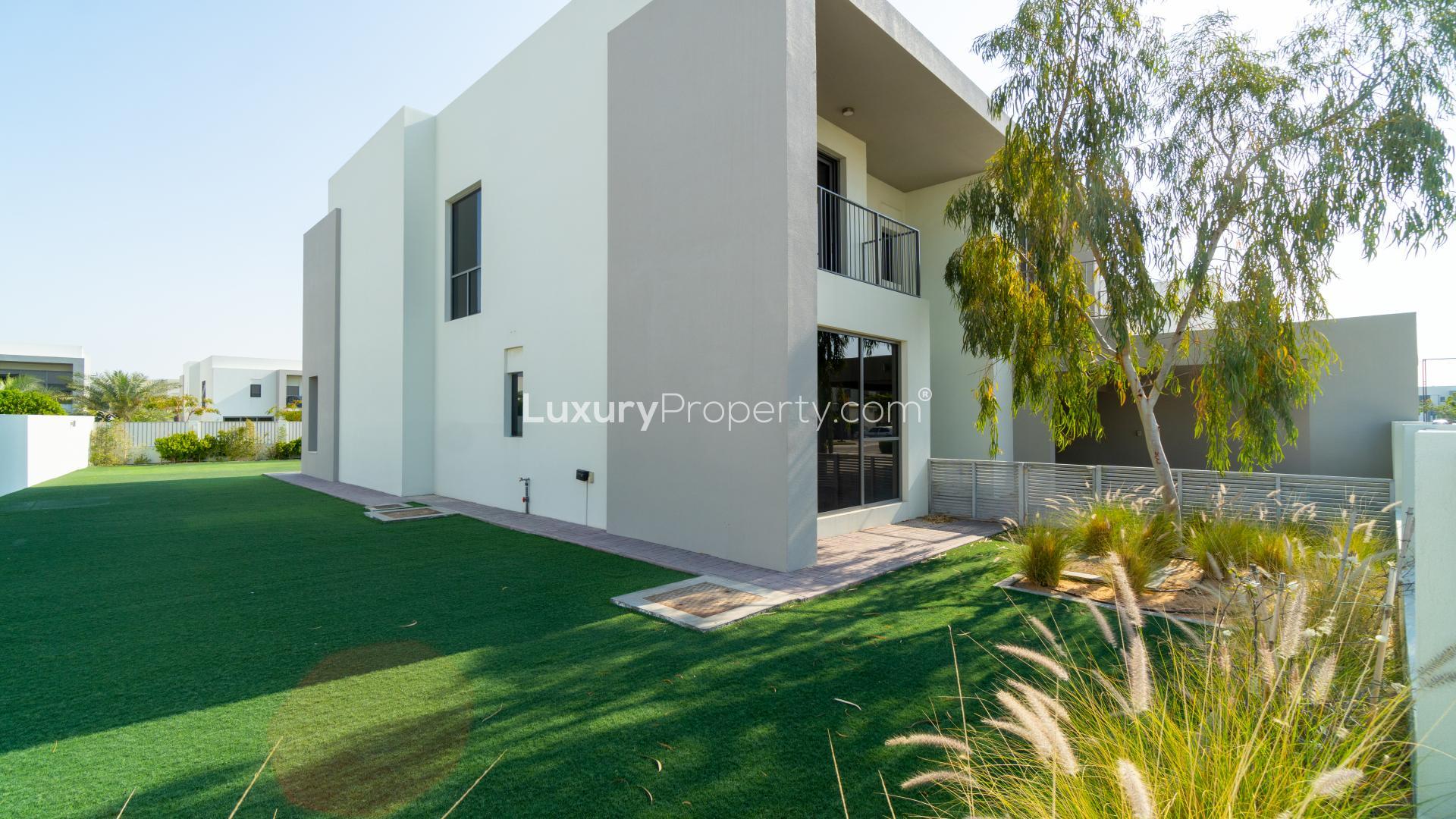 Spacious open-plan kitchen and living area in Sidra Villas, Dubai Hills Estate