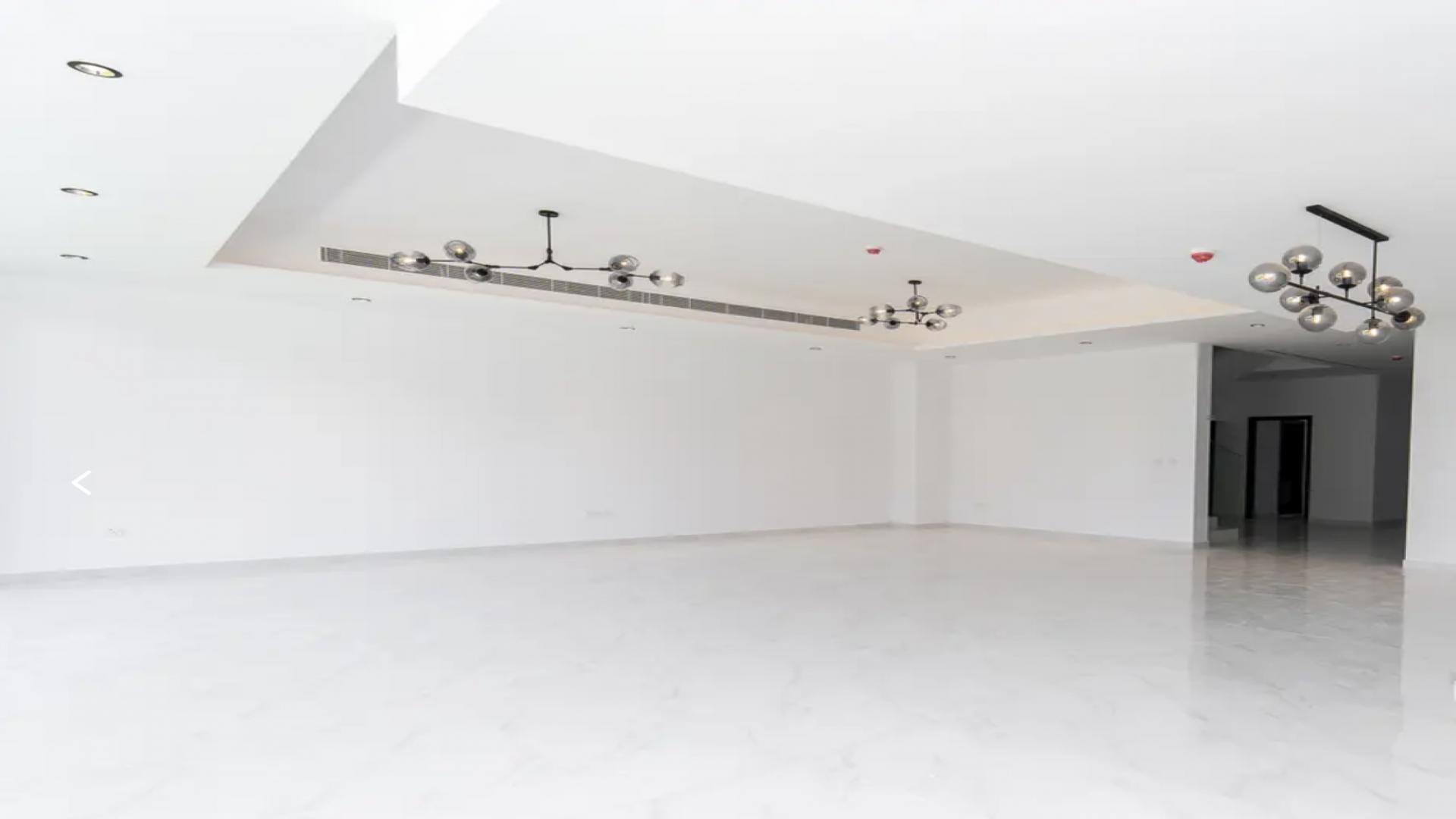 Luxury villa with private pool and modern design in Jumeirah Park Homes, Dubai