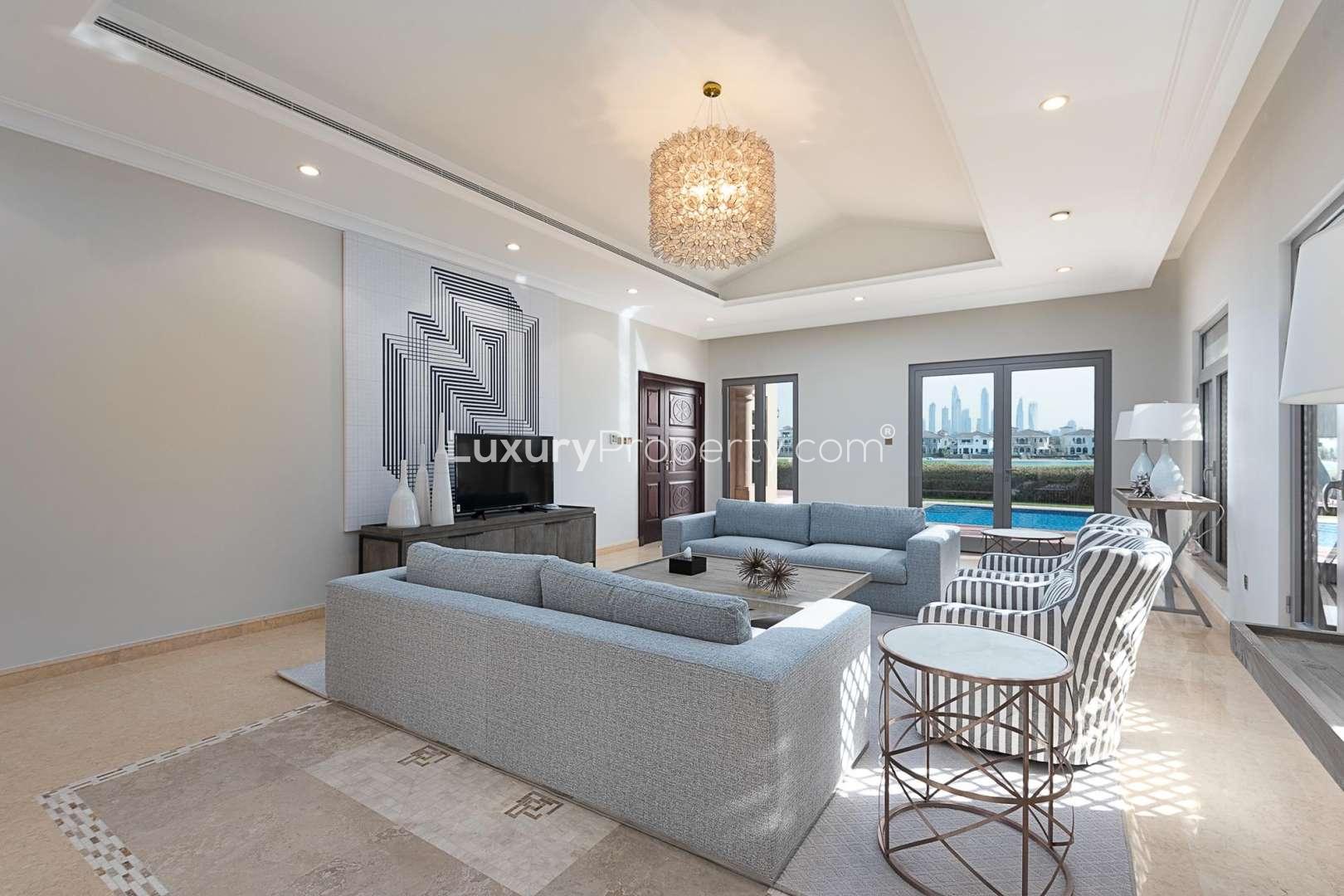 Exterior view of luxury 5-bedroom villa for rent in Palm Jumeirah, Frond K