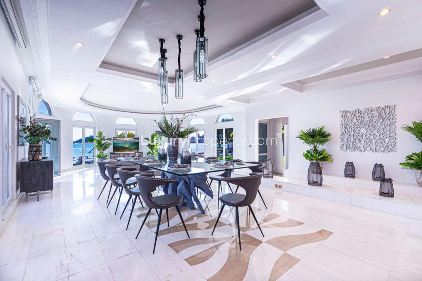 Luxurious living room in fully furnished villa, Palm Jumeirah, with modern decor and ample light