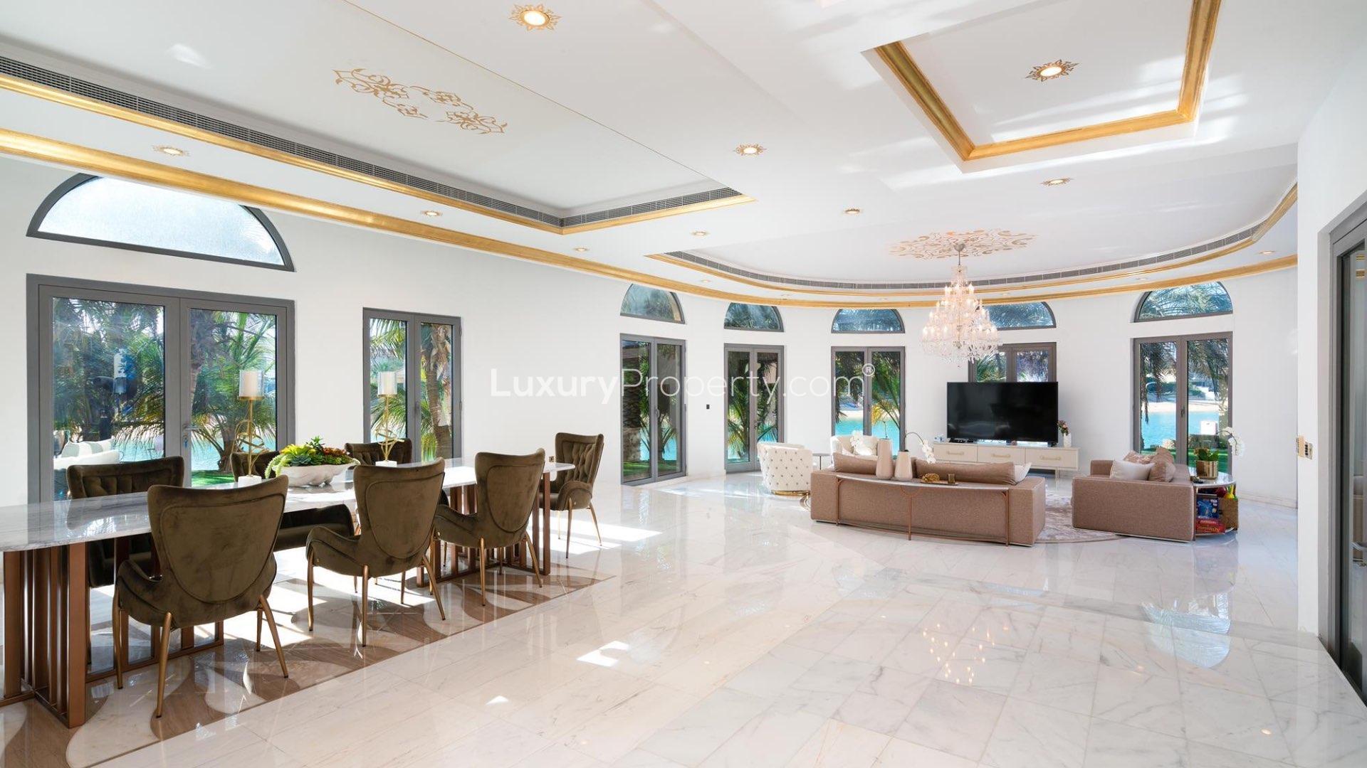 Luxury 5-bedroom villa with private beach access in Palm Jumeirah's Signature Villas community