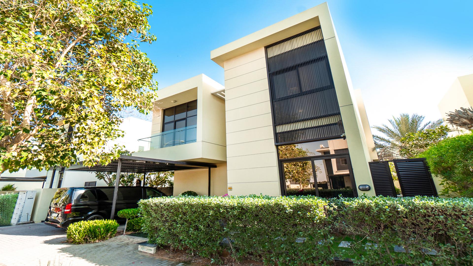 Fully furnished 5-bedroom villa with garden in Silver Springs, Damac Hills for rent