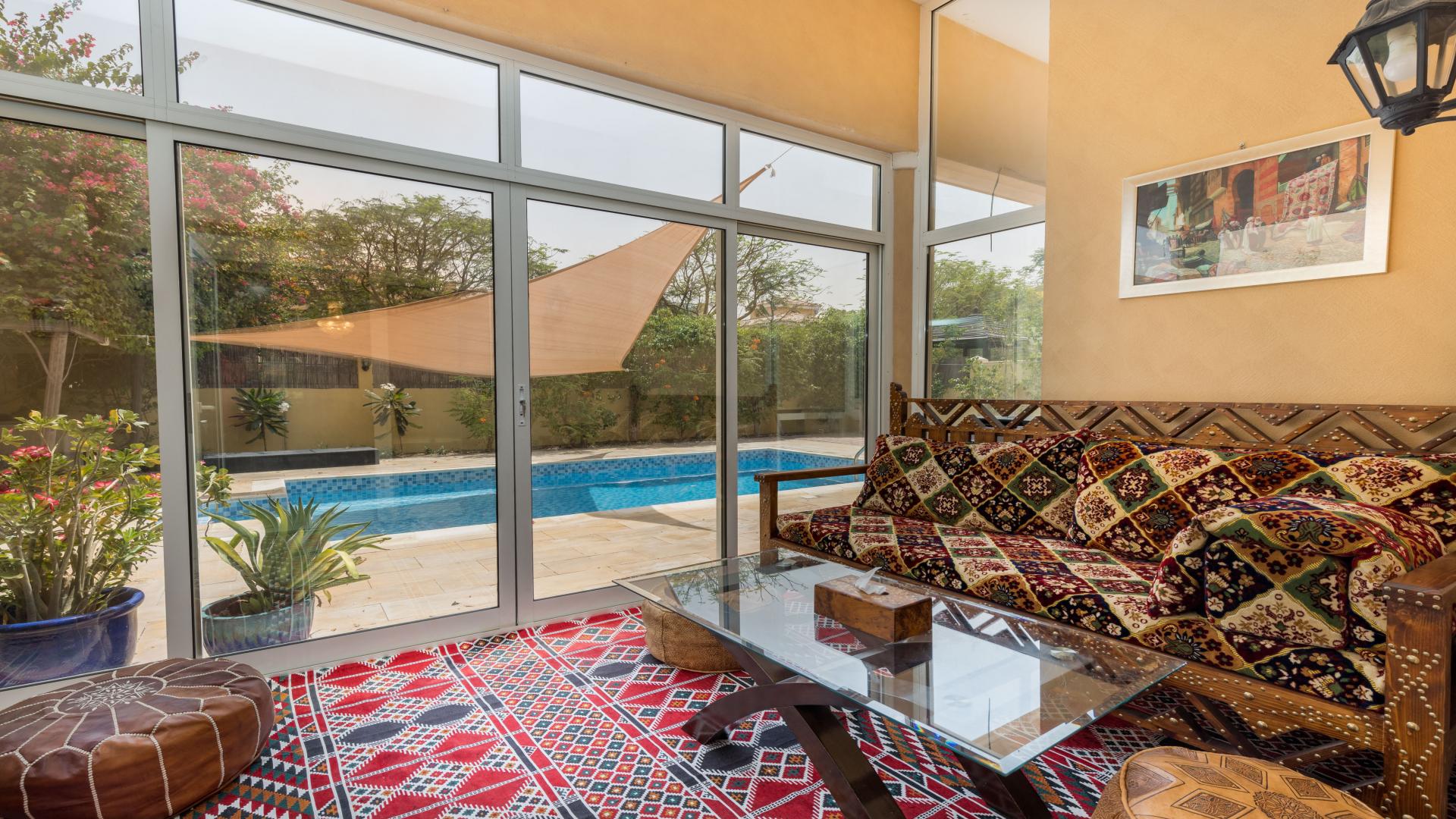 Park-facing villa in The Centro with private covered pool, 5 bedrooms, 6 bathrooms
