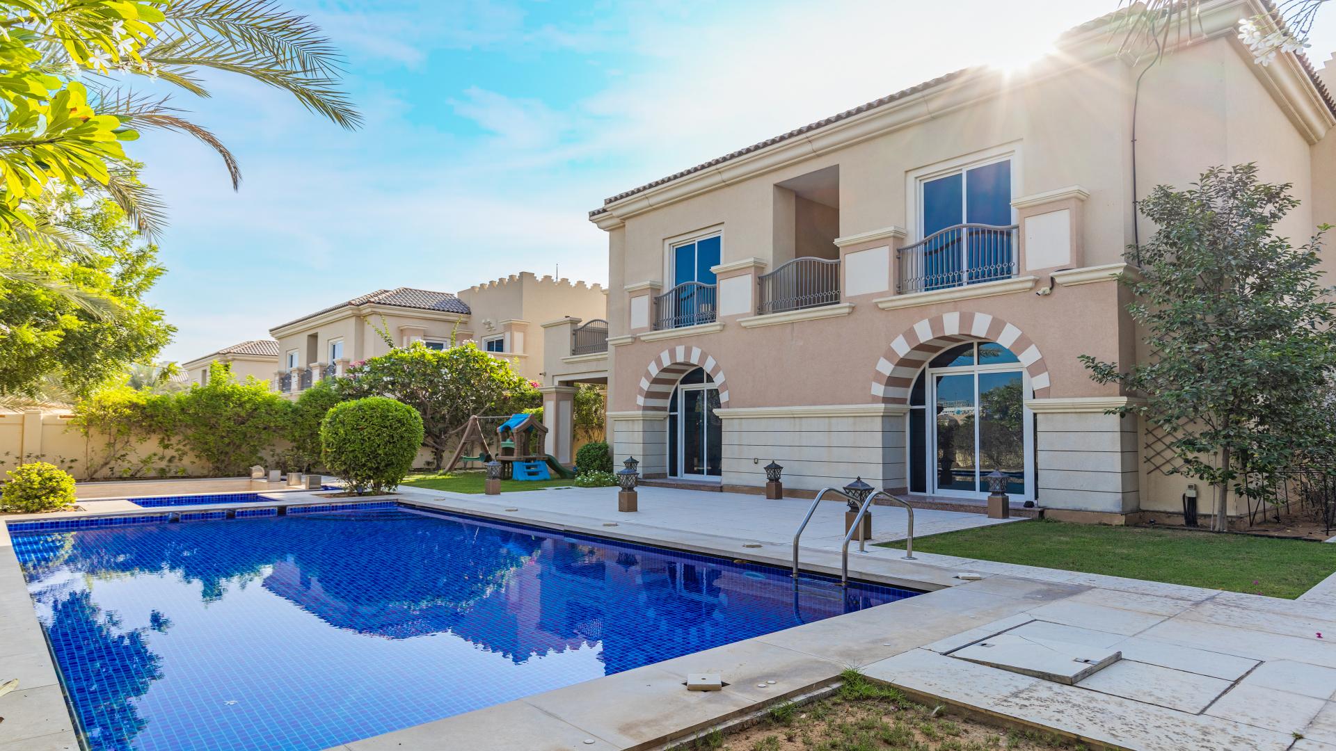 Villa with private pool, sunken seating, Victory Heights, Dubai Sports City, for rent