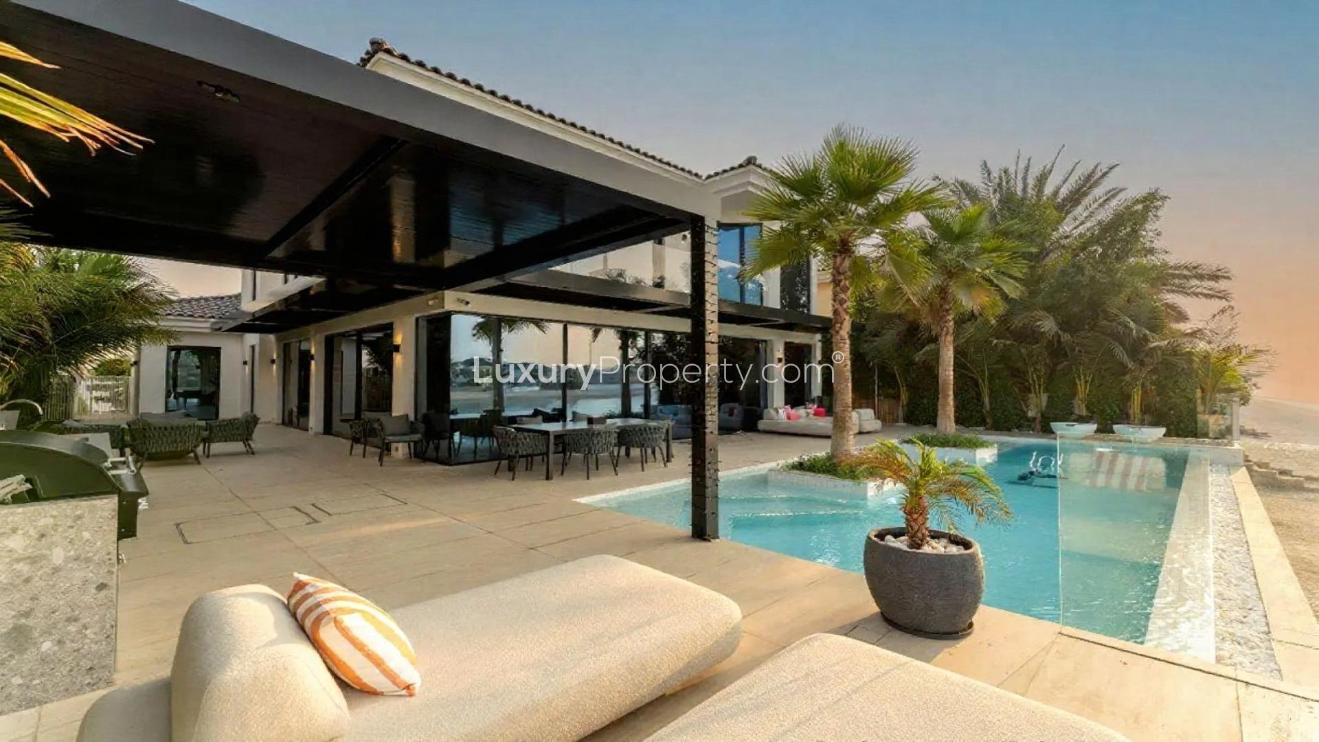 Luxurious living room in Palm Jumeirah villa, spacious with modern decor and natural light