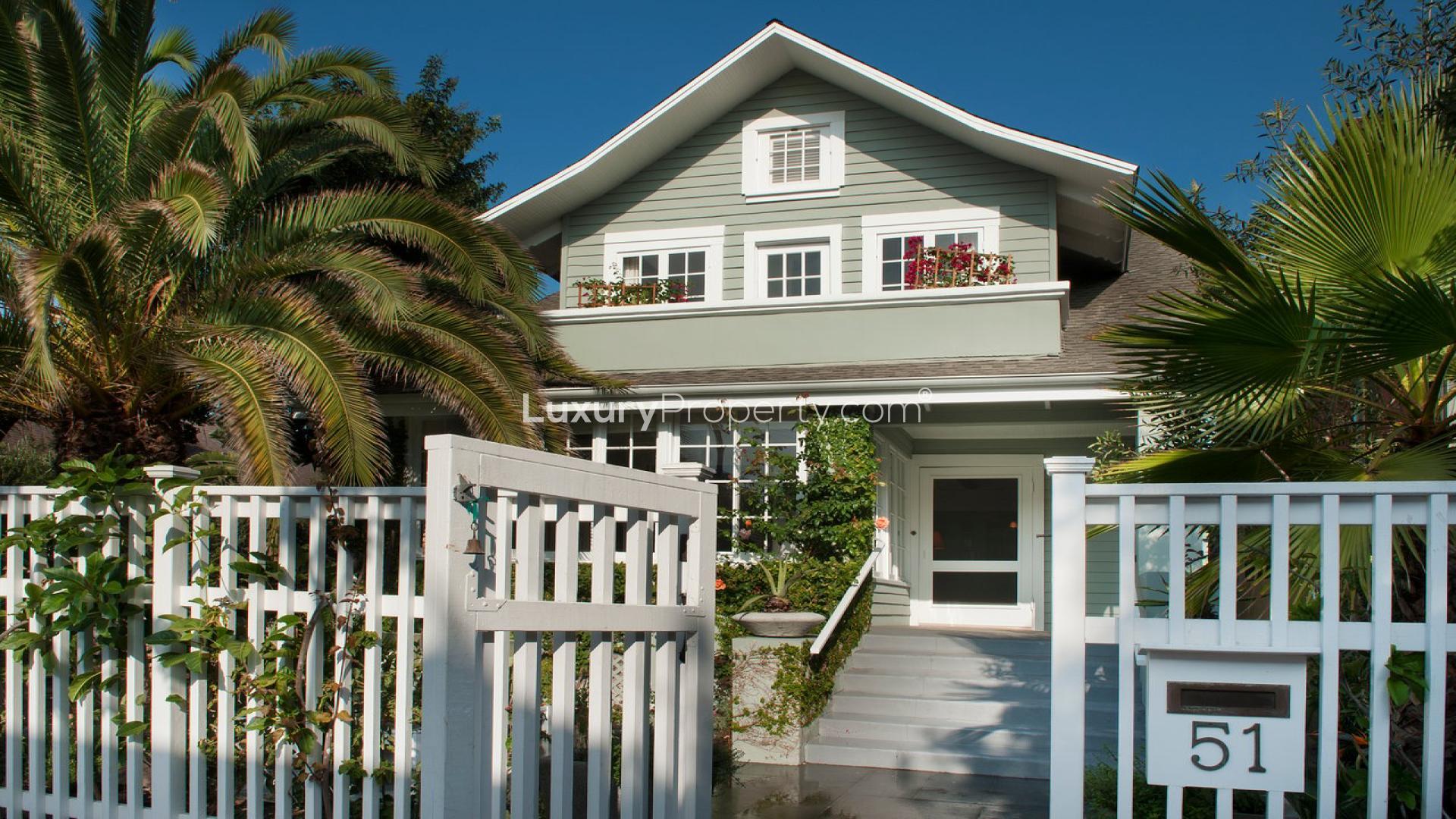 Five Bedroom Villa for Sale in 27th Ave, Venice California at Beverly Hills