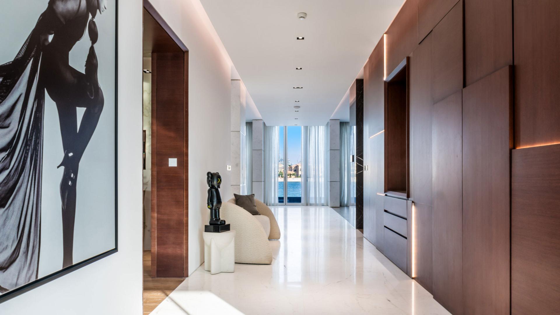 Luxurious villa living room with elegant decor and stunning marina view, Palm Jumeirah