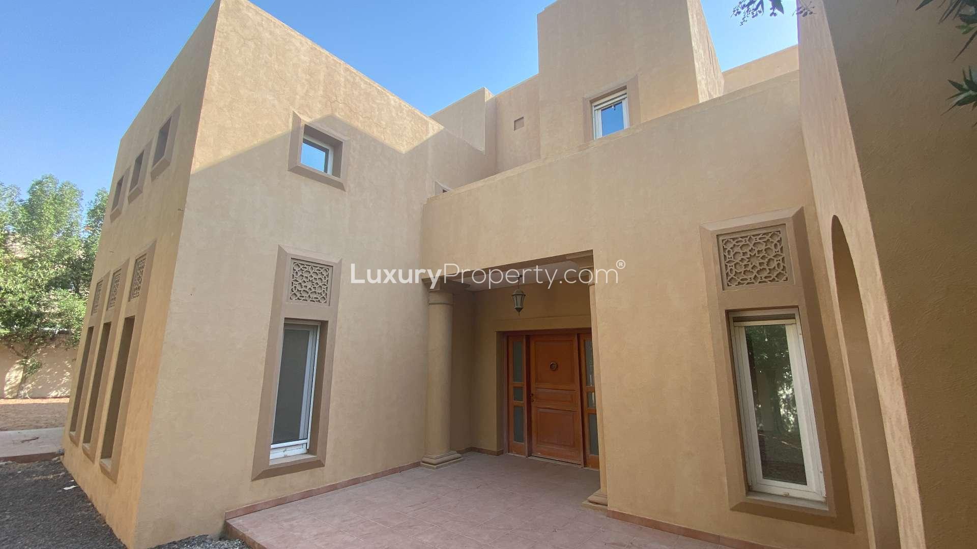 Villa with large plot in Al Mahra, Arabian Ranches, opposite pool, available for rent