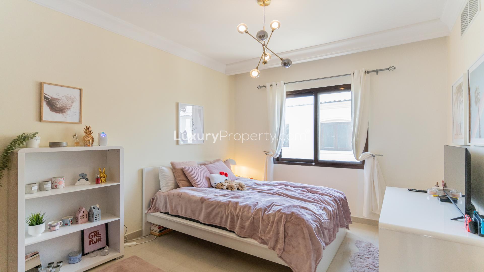 Children's bedroom in 5-bedroom villa for sale, Aseel, Arabian Ranches, with toys and decor