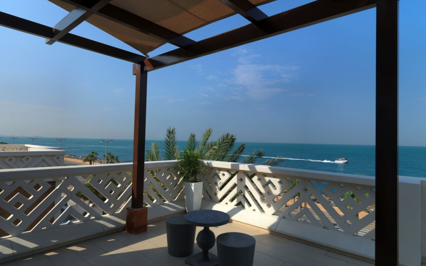 Luxurious bedroom in 5-bedroom villa, Palm Jumeirah, Dubai. Elegant decor and sea views