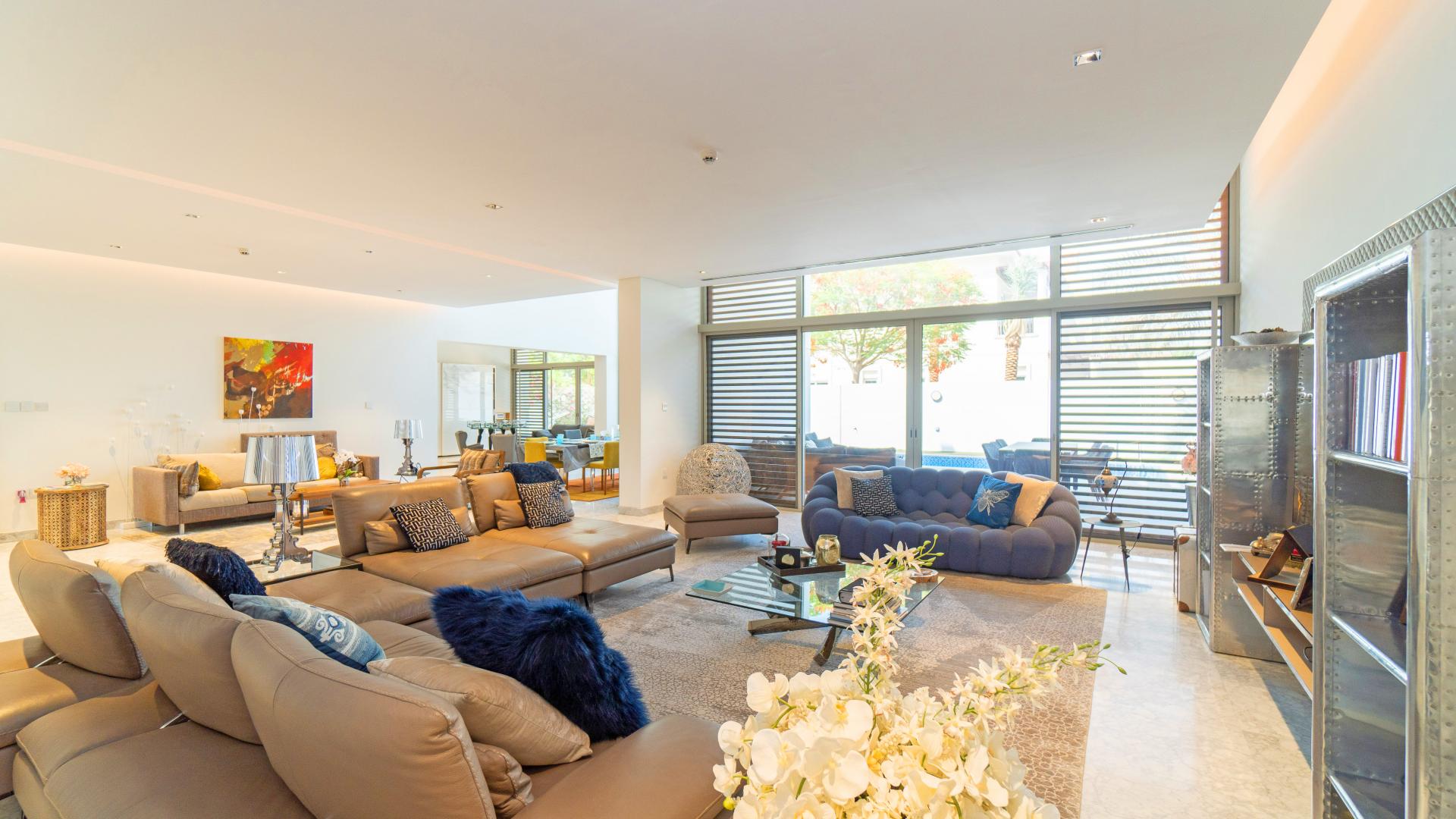 Luxurious villa with private pool in District One, Mohammed Bin Rashid City, for sale