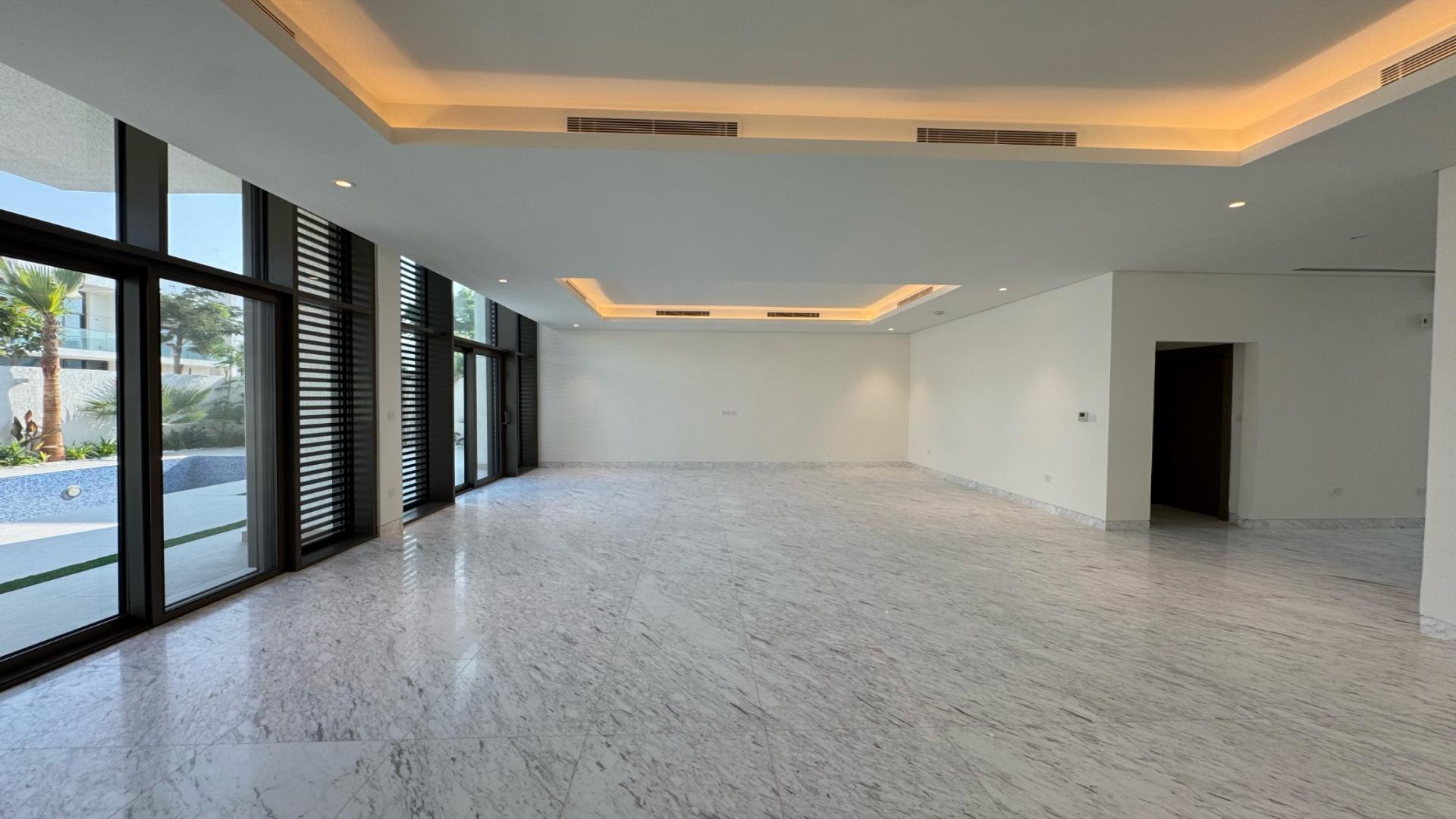 Modern villa entrance in District One, Mohammed Bin Rashid City, with sleek architectural design