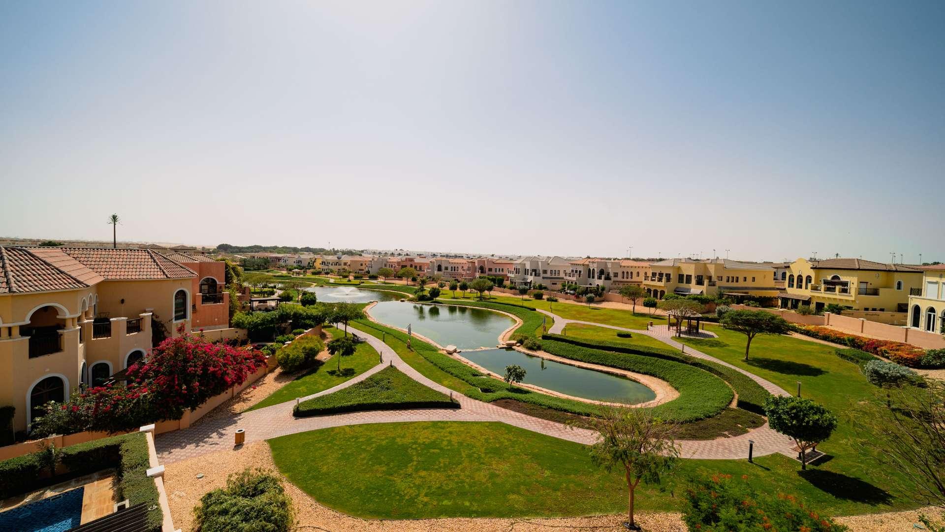 Tuscan-style villa with pool, garden view in Jumeirah Golf Estates, Fire community