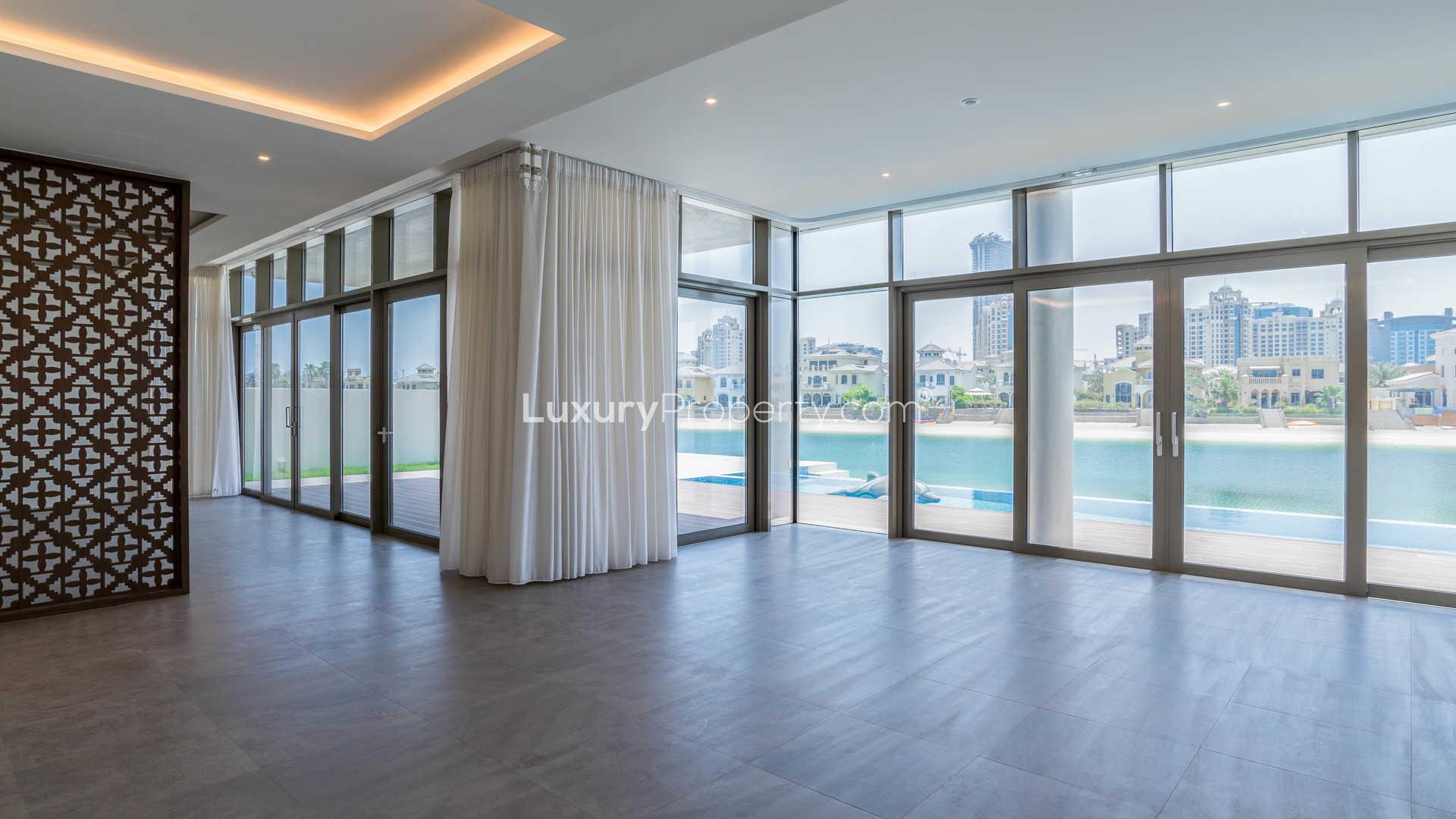 Luxury bathroom with double sinks and sea view in Palm Jumeirah villa for rent