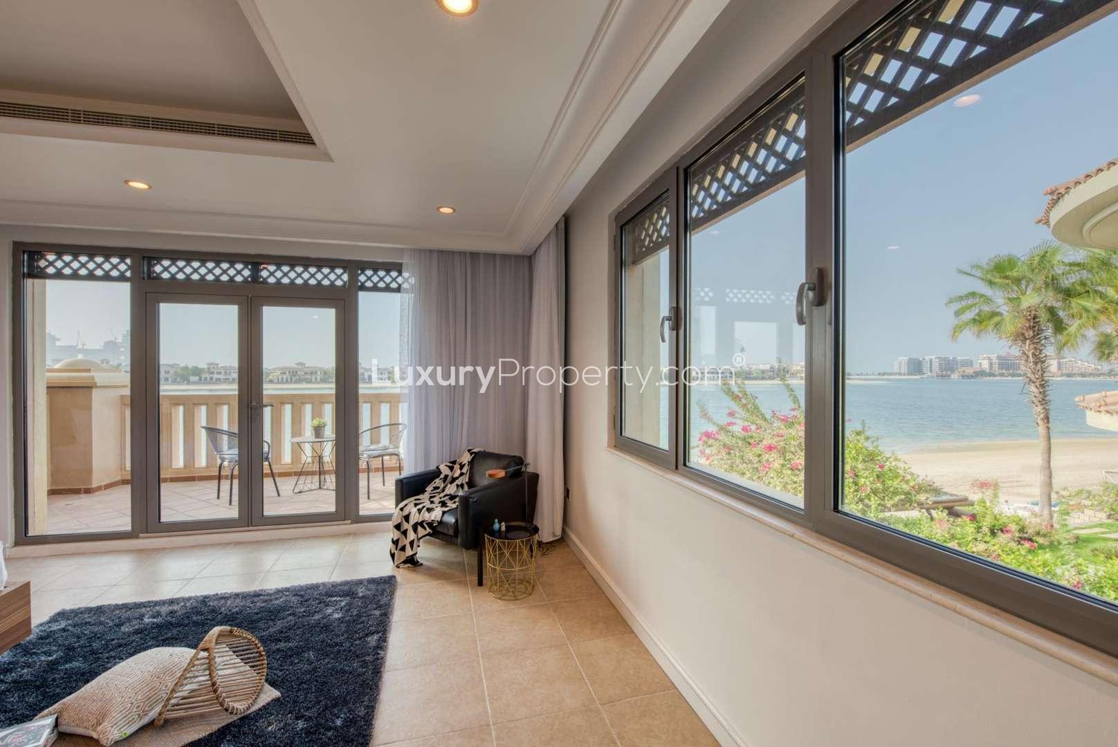 Luxury 5-bedroom villa with private beach access on Palm Jumeirah, Garden Homes