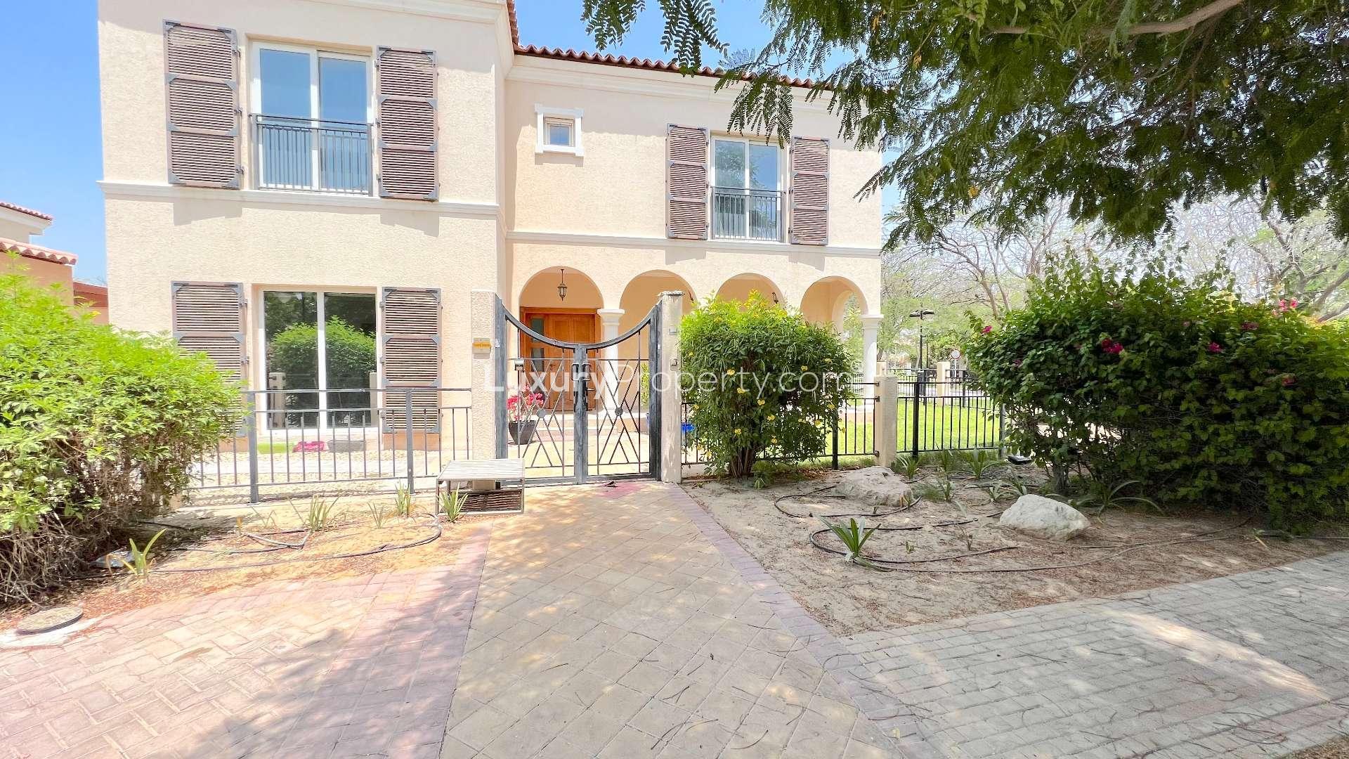 Spacious 5-bedroom villa with garden in Green Community West for sale