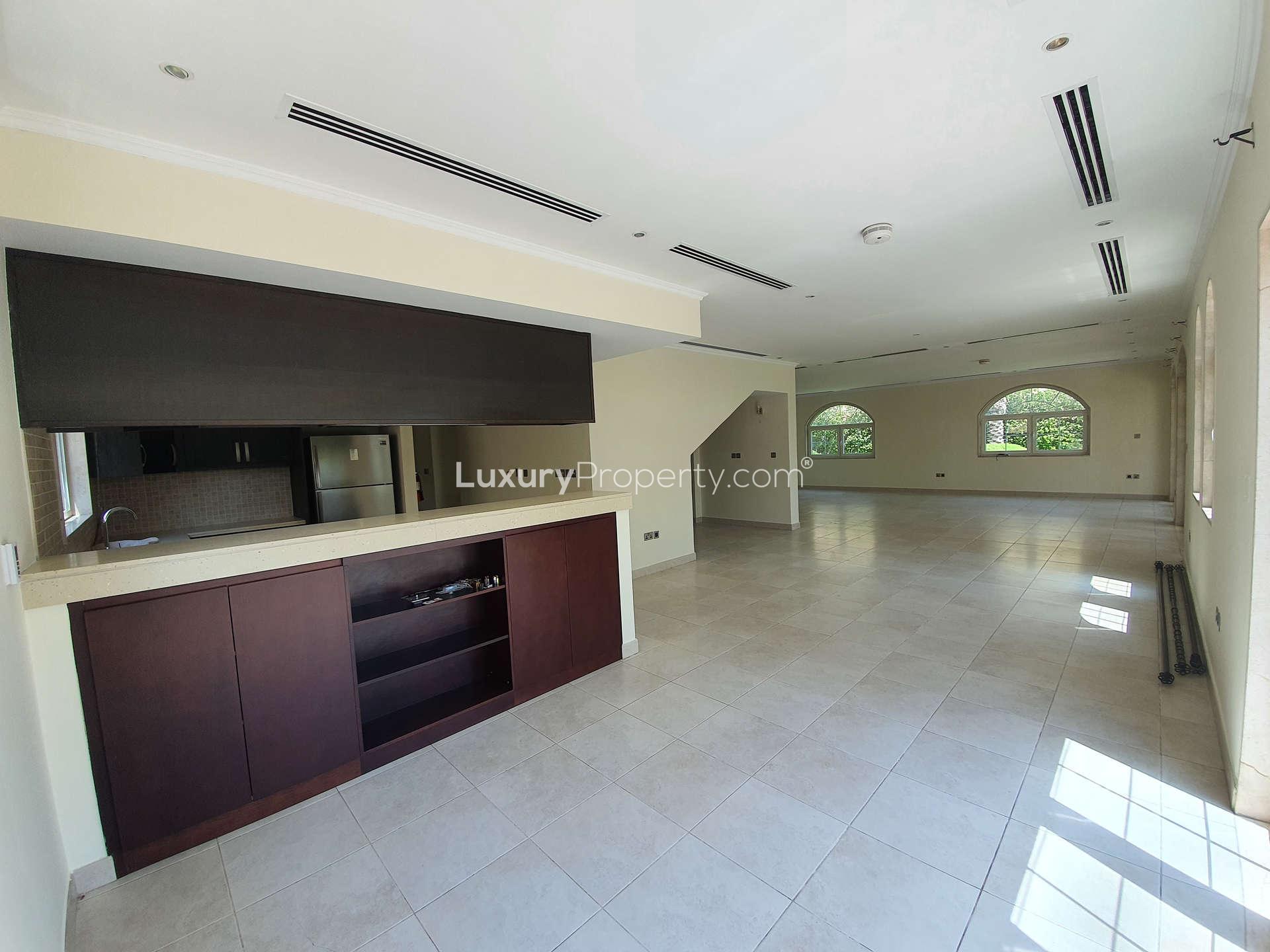 Spacious 5-bed villa with lush garden for rent in Jumeirah Park, Legacy