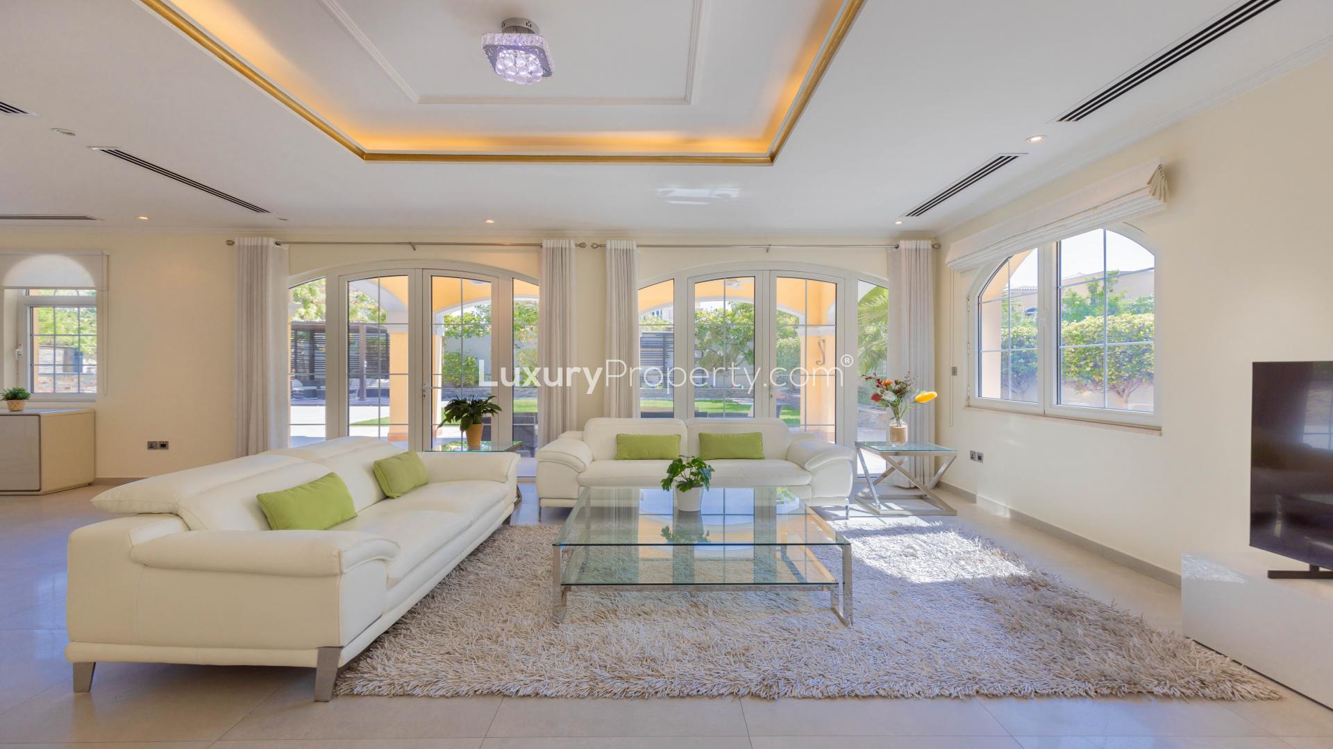 Front view of beautifully maintained villa in Jumeirah Park's Legacy sub-community, for sale